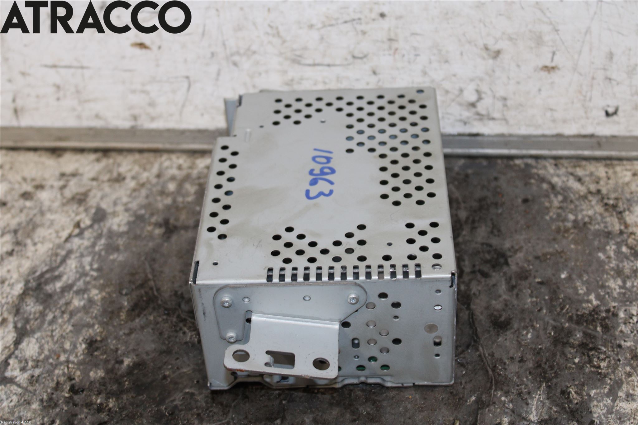 Volkswagen VW AMAROK T1 23- Stereo Radio Med Cd