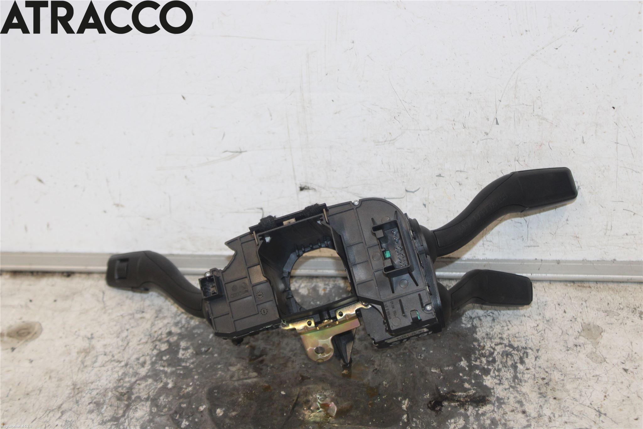 Audi A6/S6     05-11 Bryter Ratt Kombi H Og V