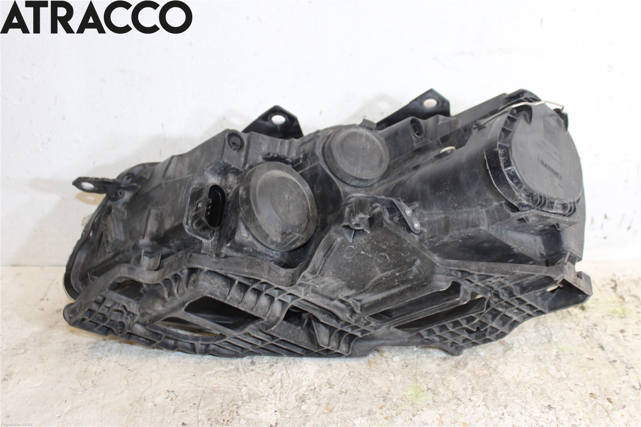 Volkswagen VW GOLF VI 09-13 Frontlykt Høyre