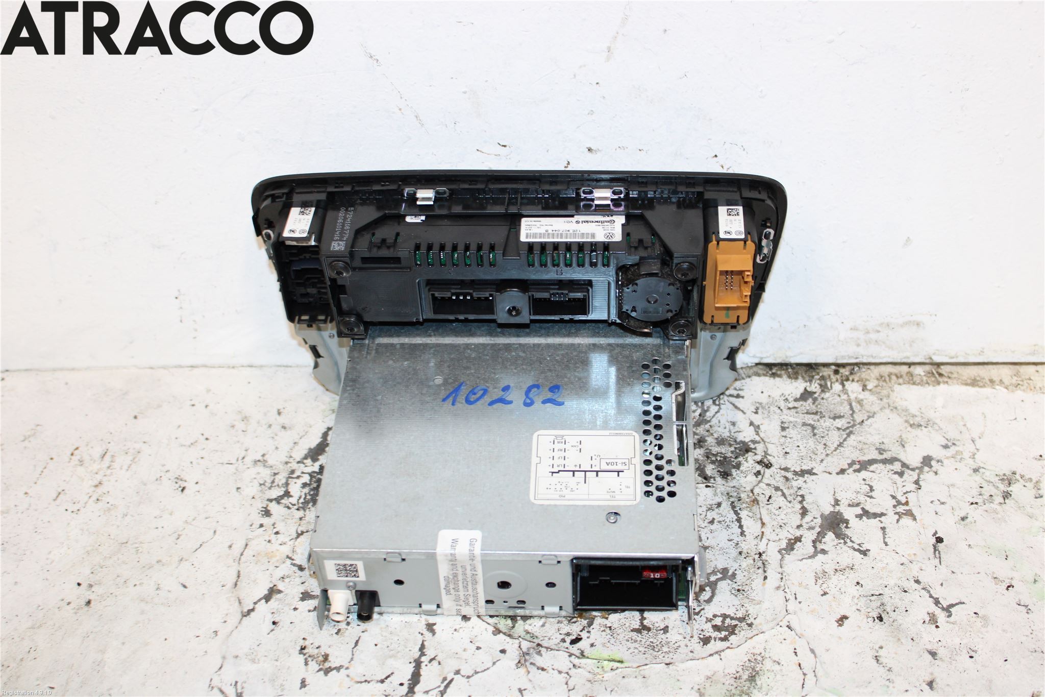 Volkswagen VW UP! / E-UP! Stereo Radio Med Cd