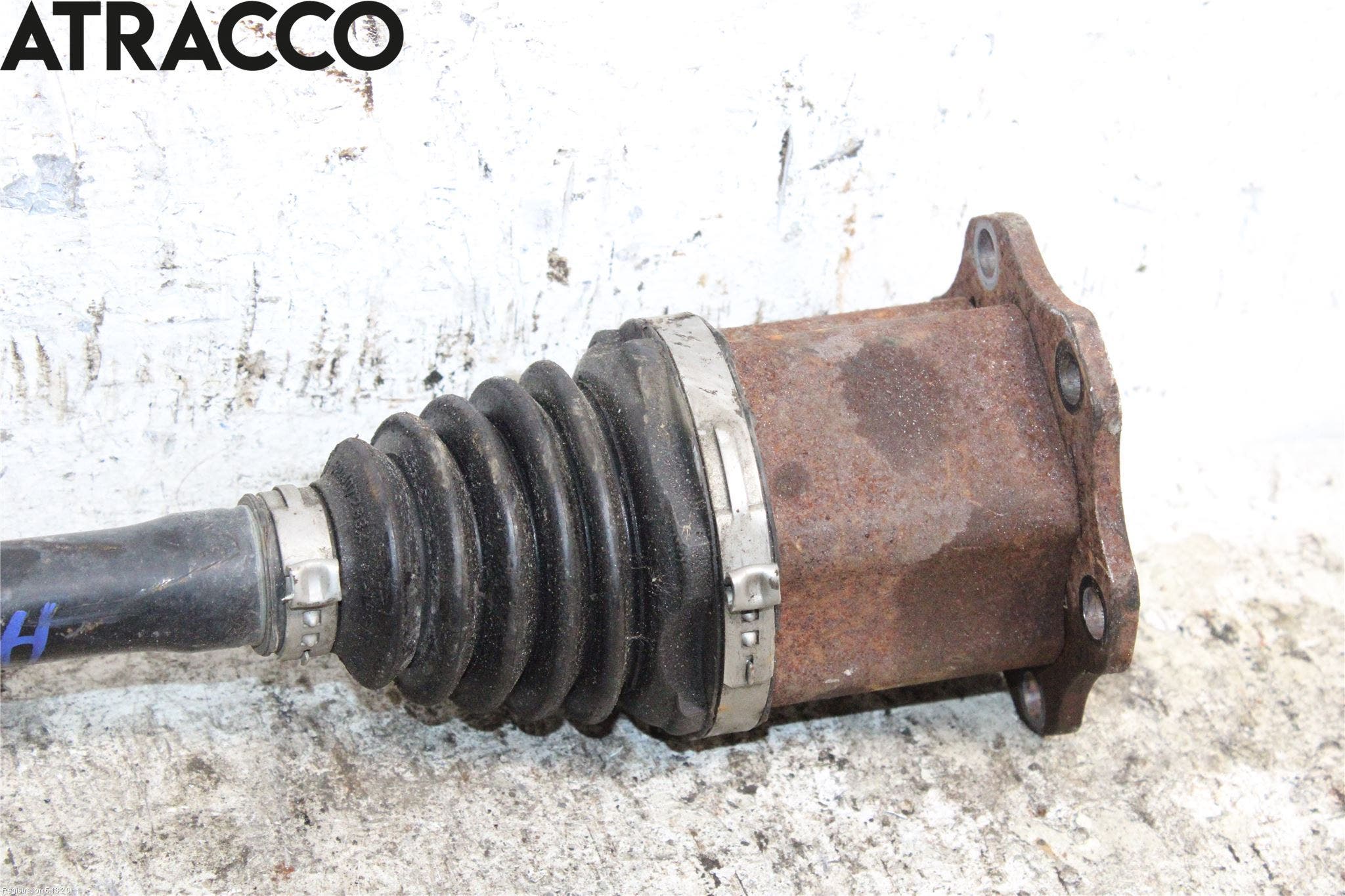 Volkswagen VW POLO 10-17 Drivaksel Foran Kompl Venstre