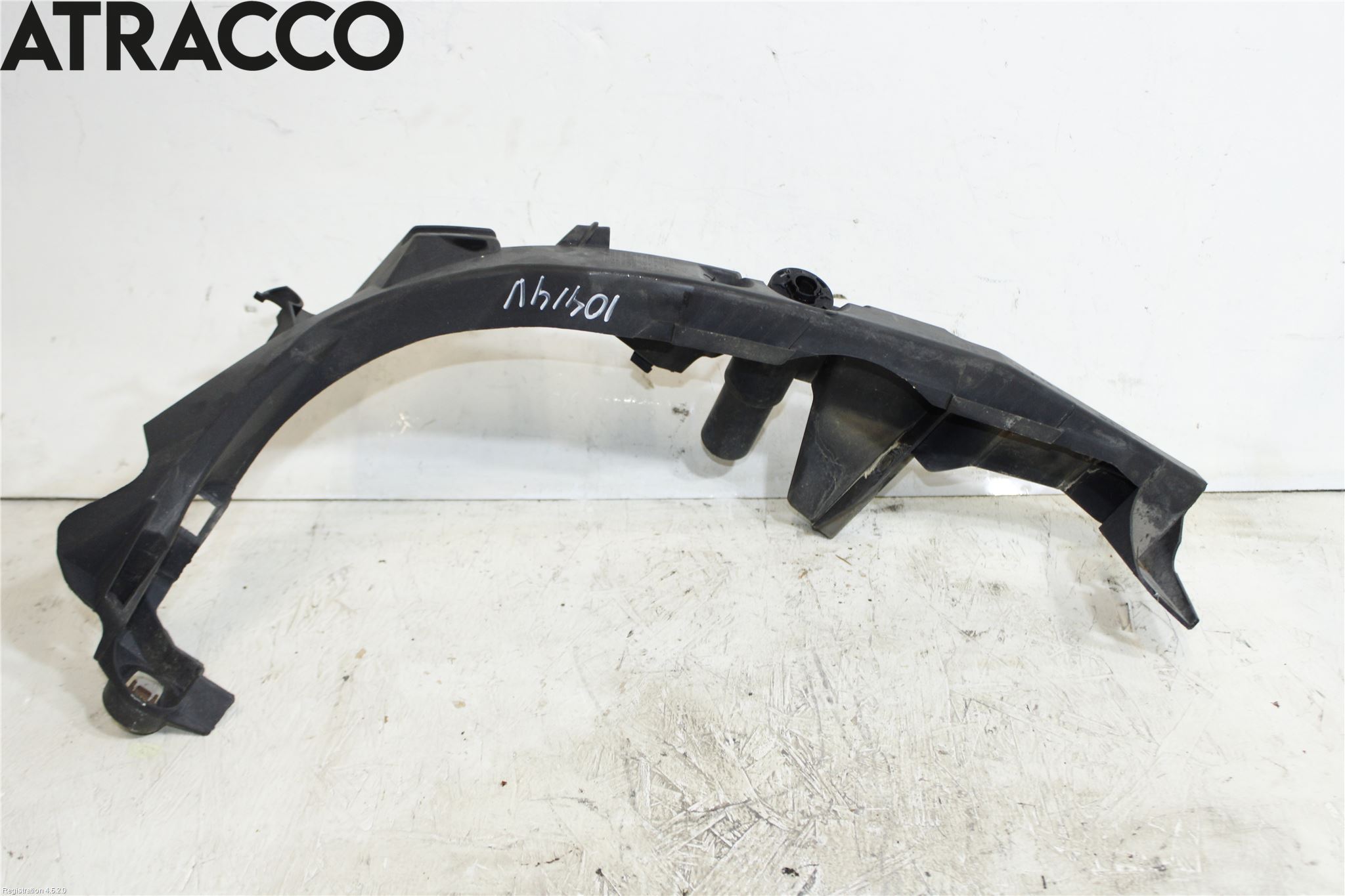 BMW 3 E90/91 SED/TOU 05-12 Frontlykt Holder-Feste