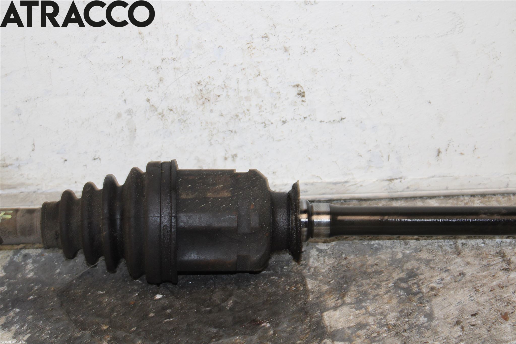 Toyota RAV 4 00-06 Drivaksel Foran Kompl Høyre