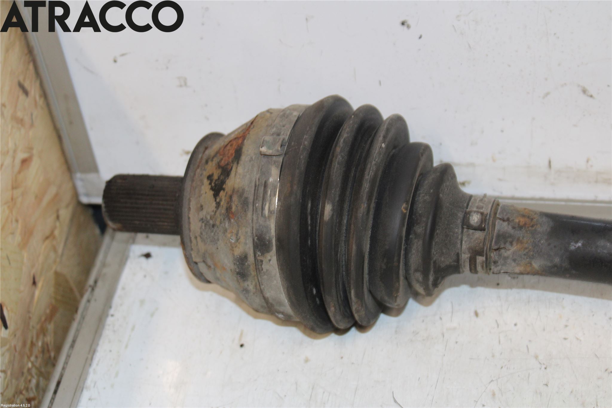 Volvo XC60 09-13 Drivaksel Foran Kompl Høyre