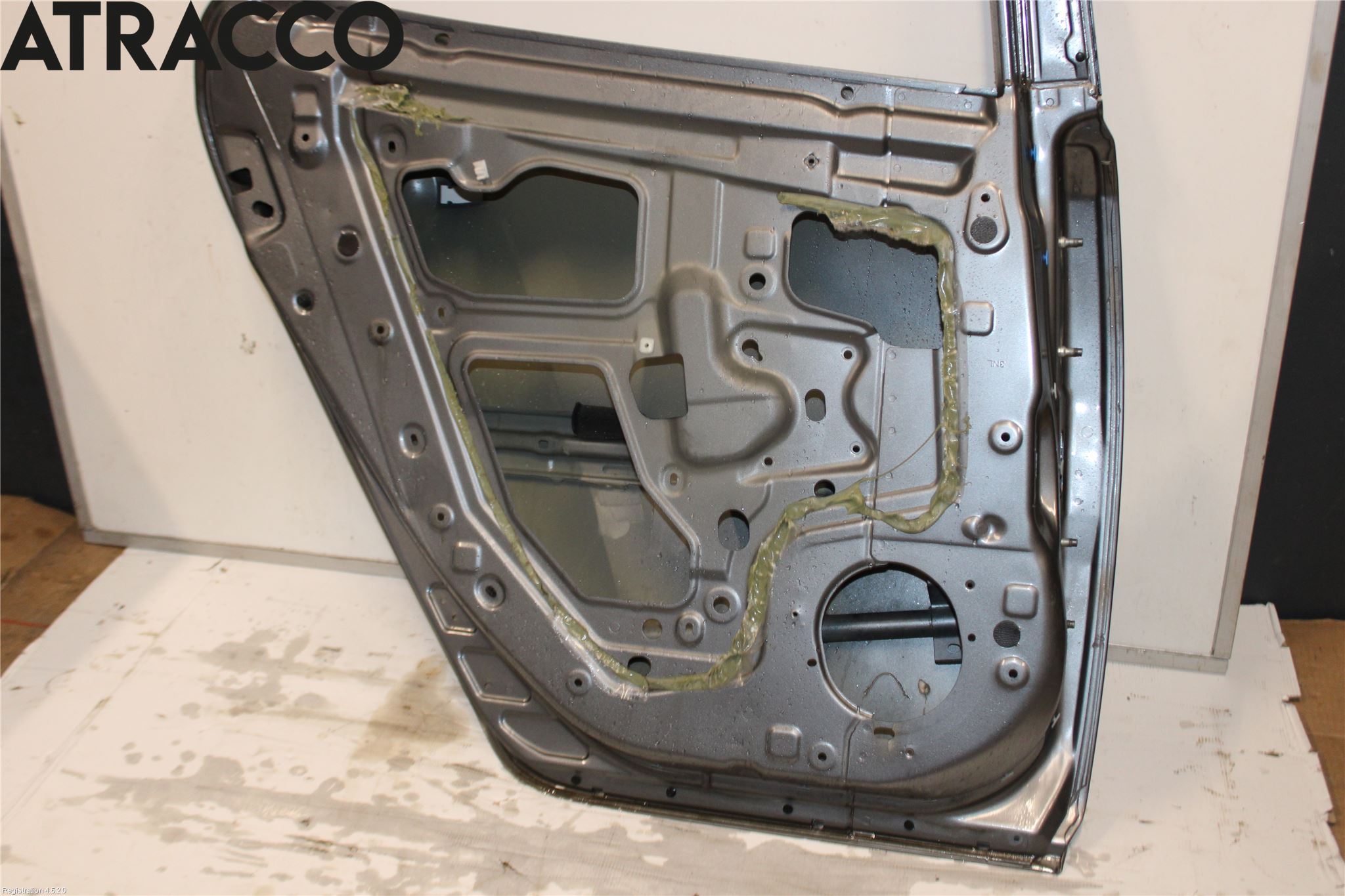 Nissan LEAF 11-17 Dør 4D Bak Venstre