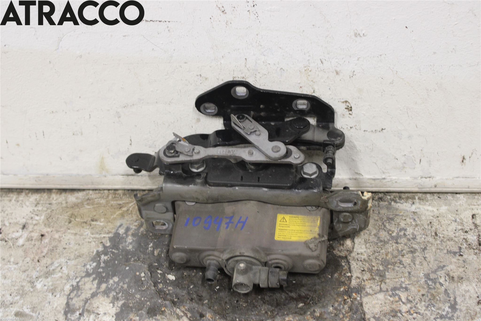 Mercedes-Benz MB E-KLASS (W212) 09-16 Panser Hengsel - Hengsler