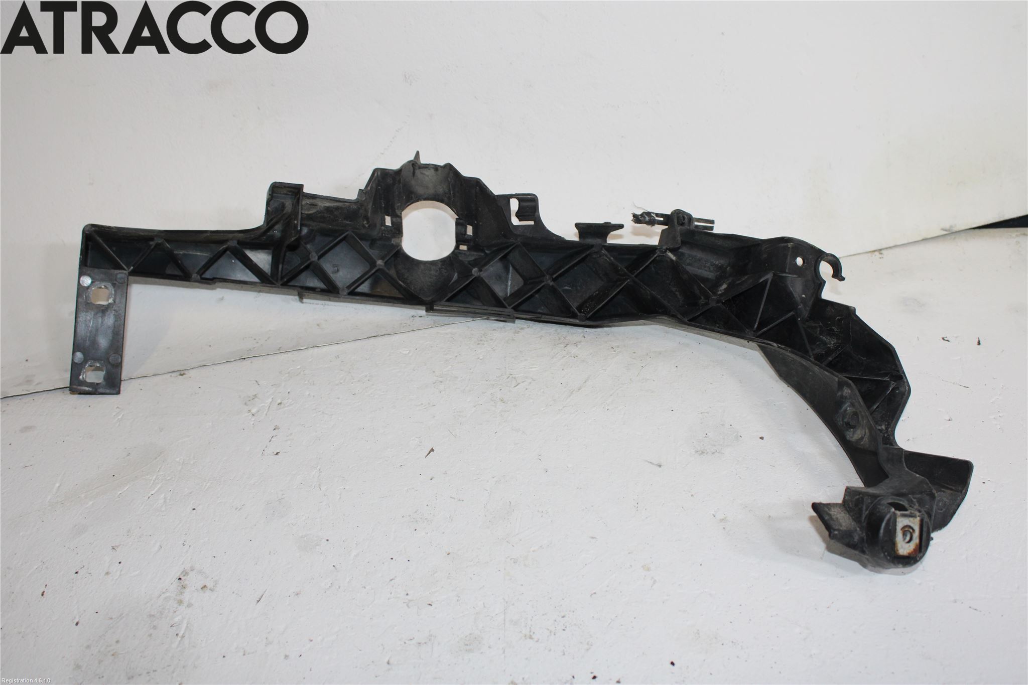 BMW 3 E90/91 SED/TOU 05-12 Frontlykt Hus Venstre