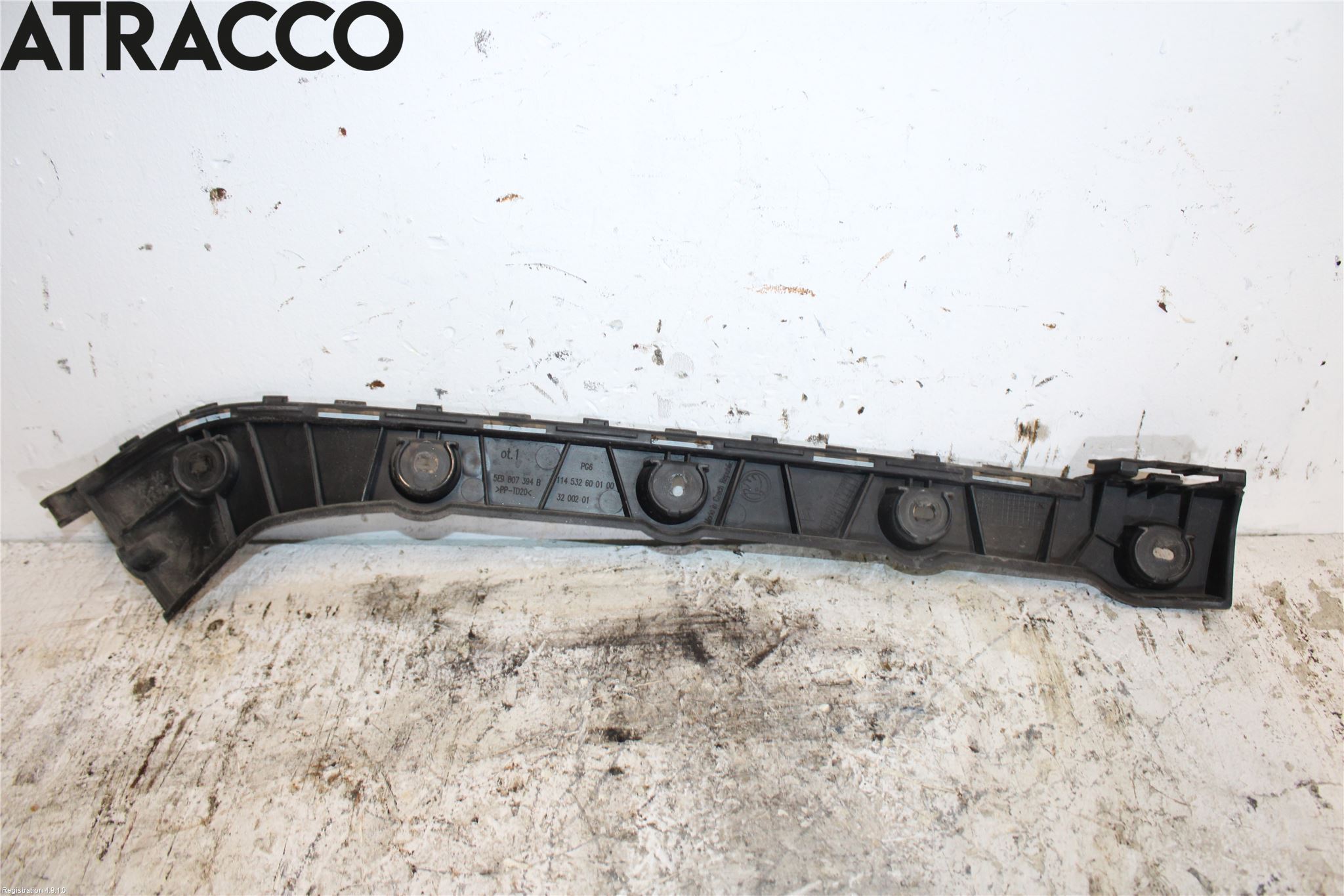 Skoda OCTAVIA (5E) 13-20 Støtfangerfeste Bak Høyre