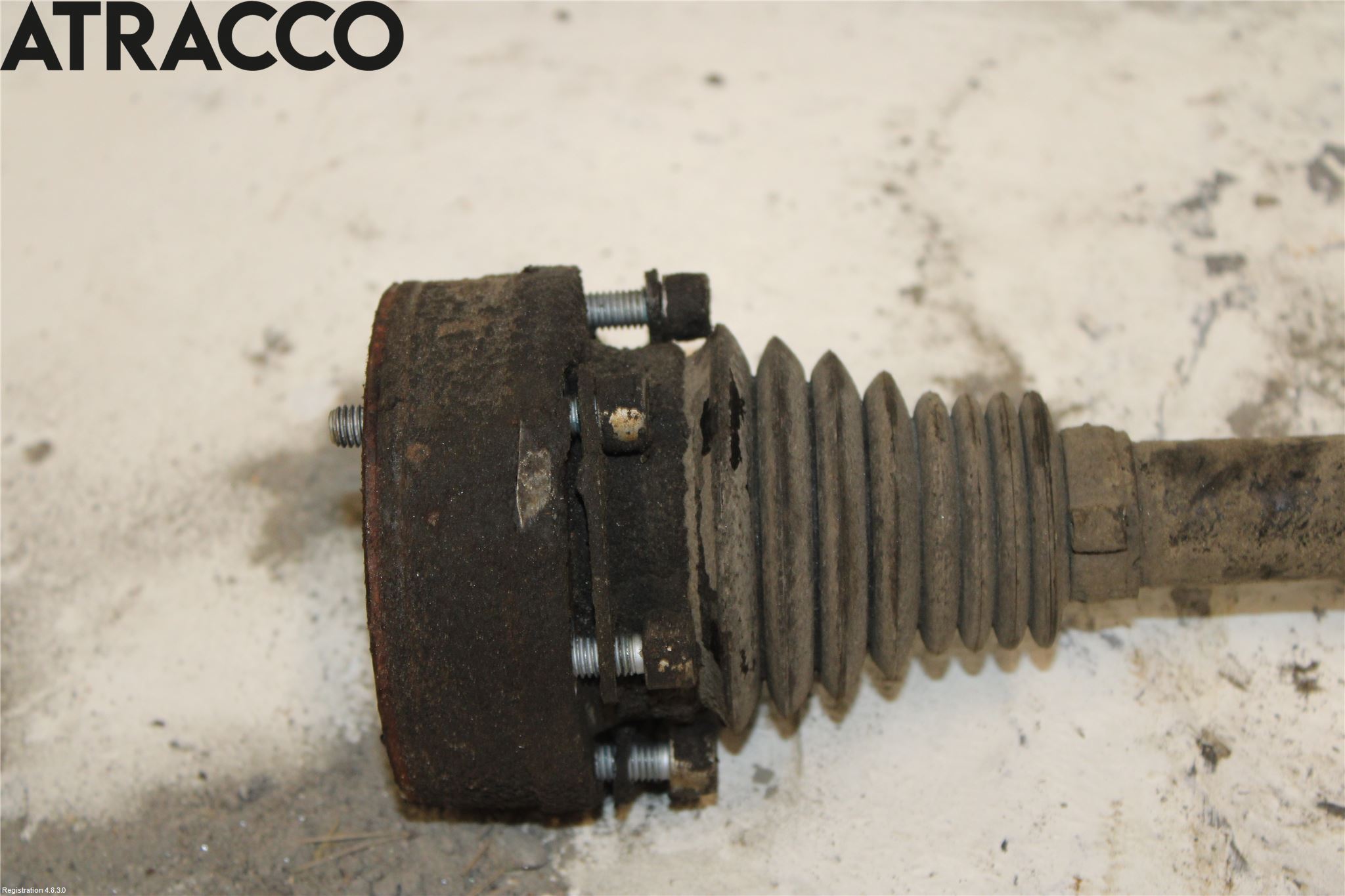 Volkswagen VW GOLF V 04-09 Drivaksel Bak Kompl Høyre