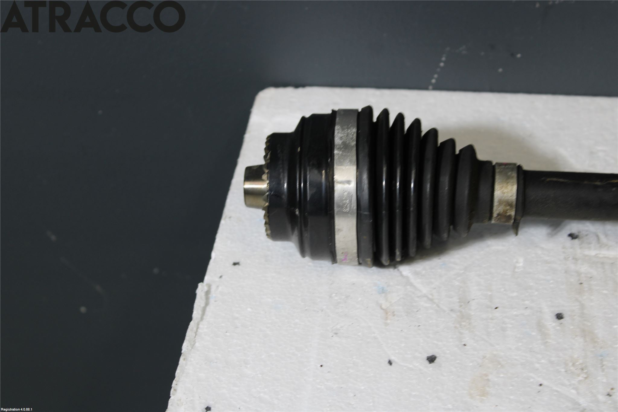 BMW 2 F45 Active Tourer 14-21 Drivaksel Bak Kompl Høyre