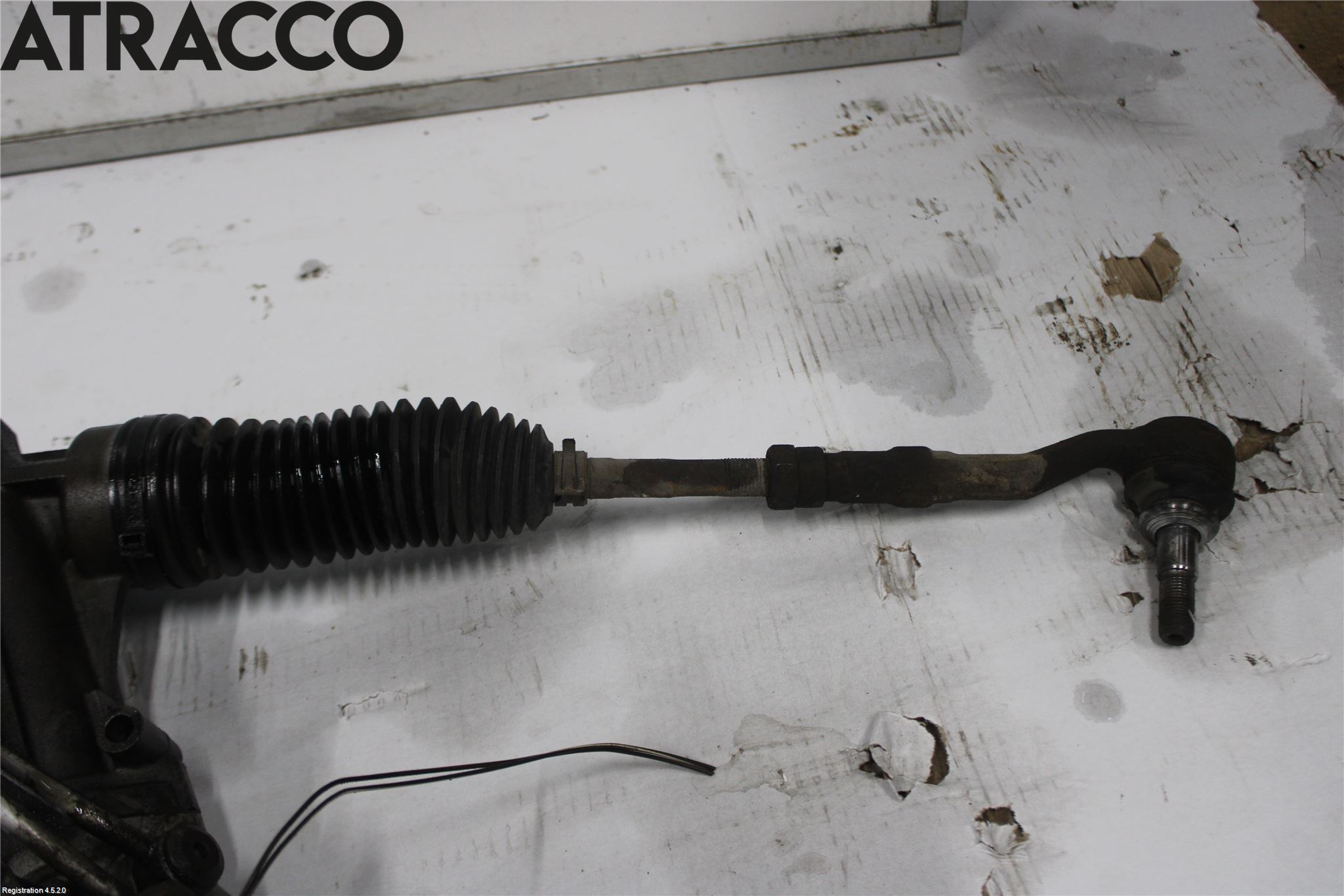 BMW 5 E60/61 Sed/Tou 02-10 Servo Snekke - Tannstang