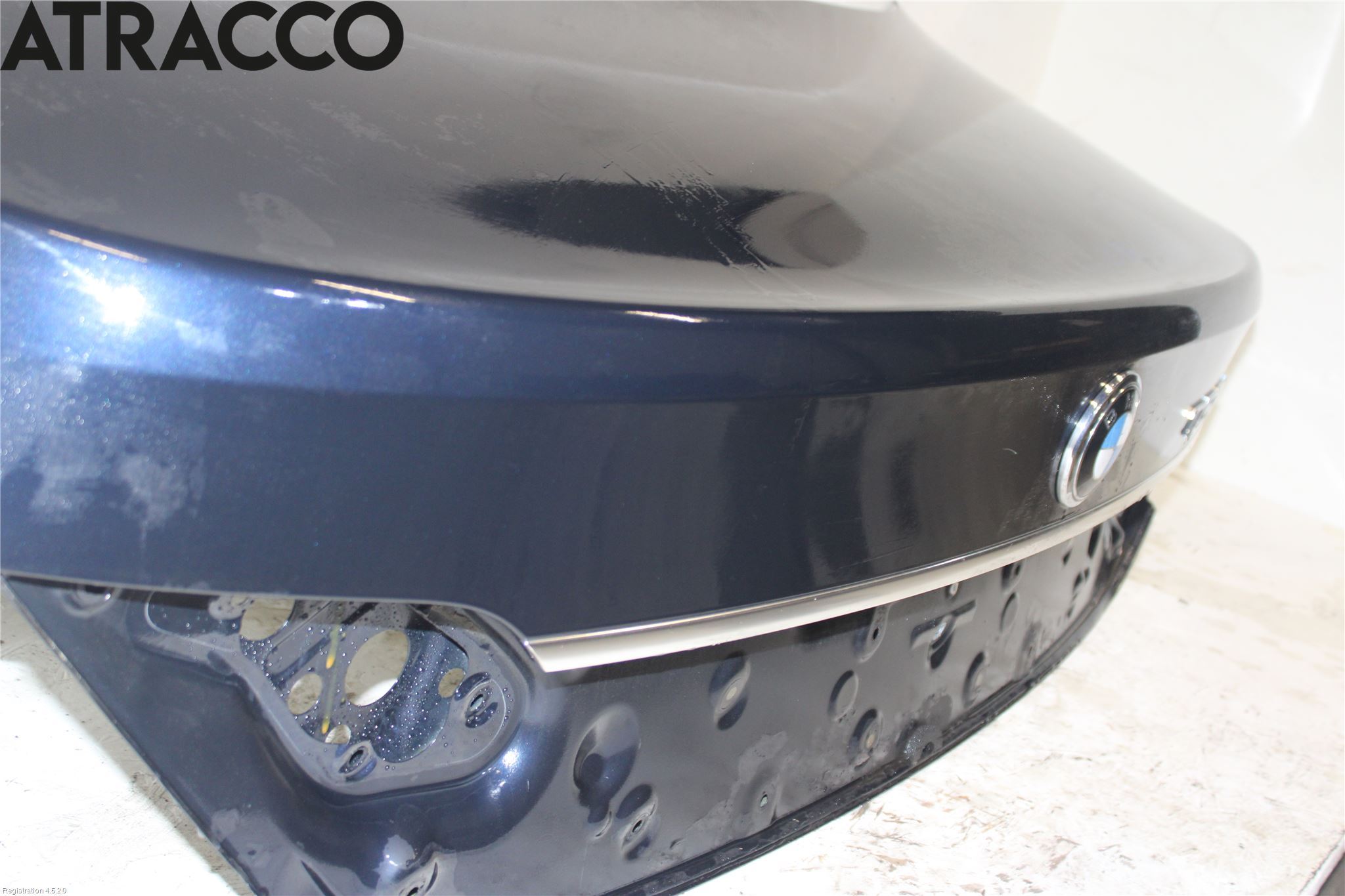 BMW 7 E65/66    00-08 Bakluke Koffertlokk