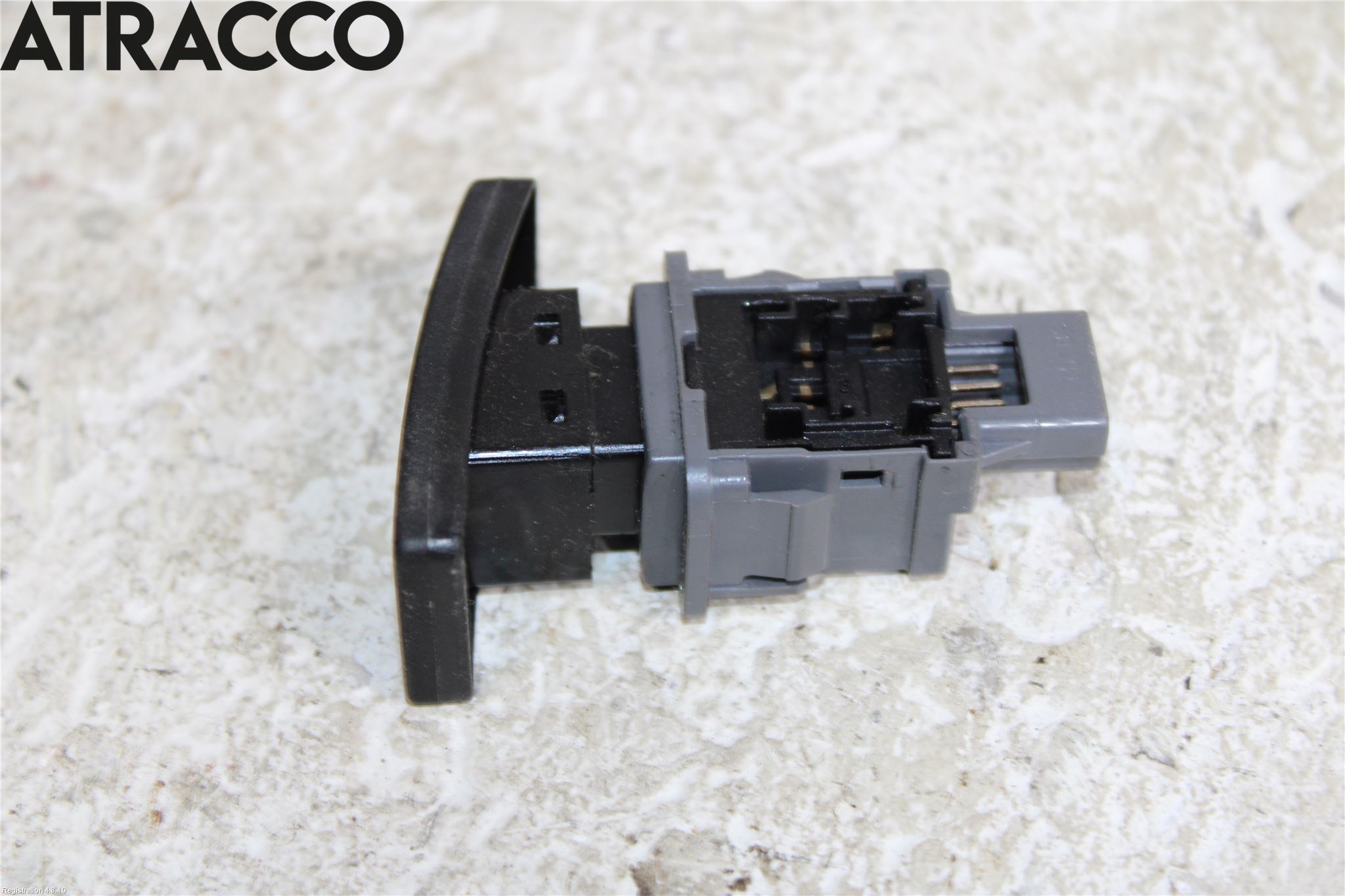 Toyota AVENSIS 09-15 Bryter Varsel (Nødblink)