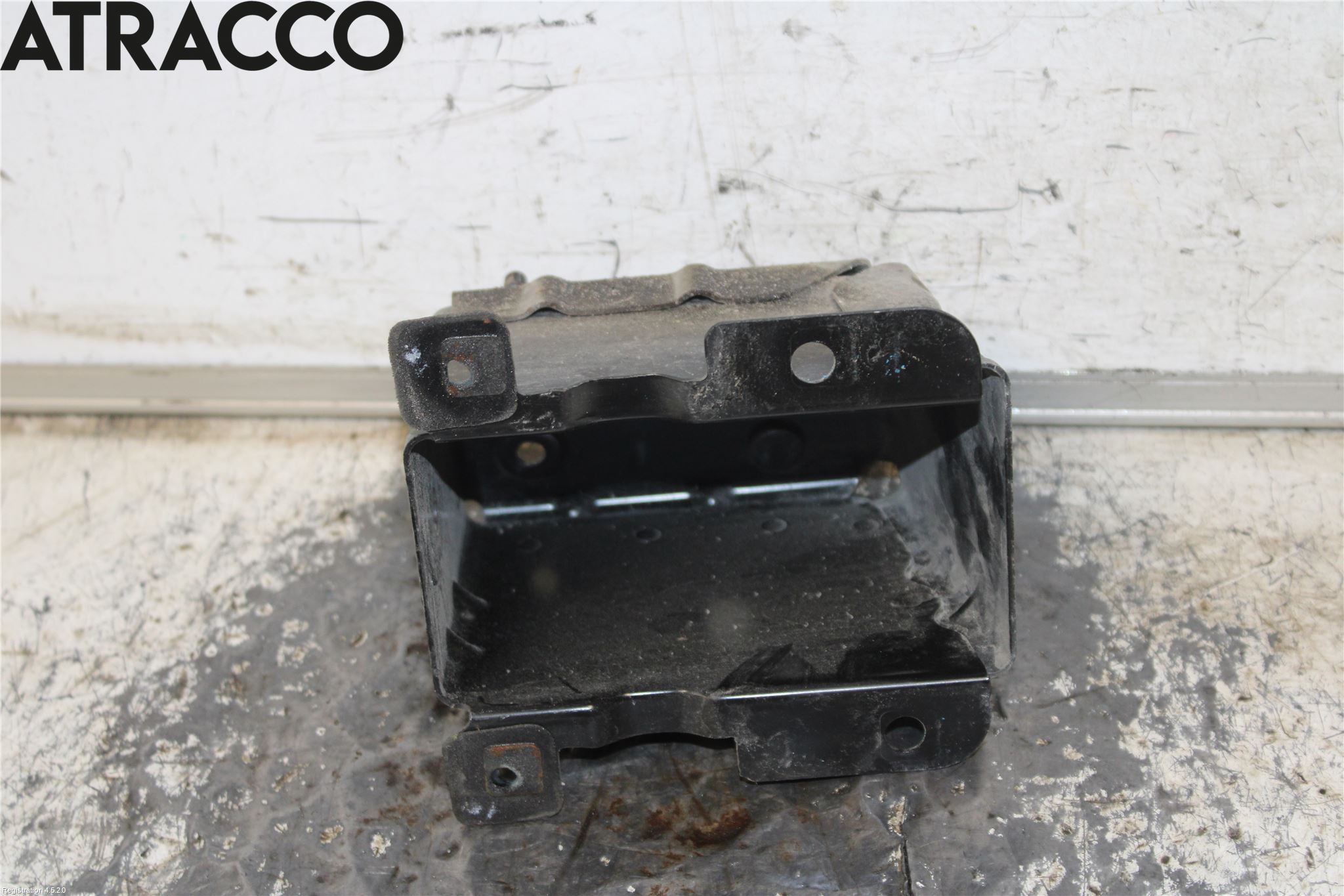 Nissan LEAF 18- Støtfanger Bak Feste