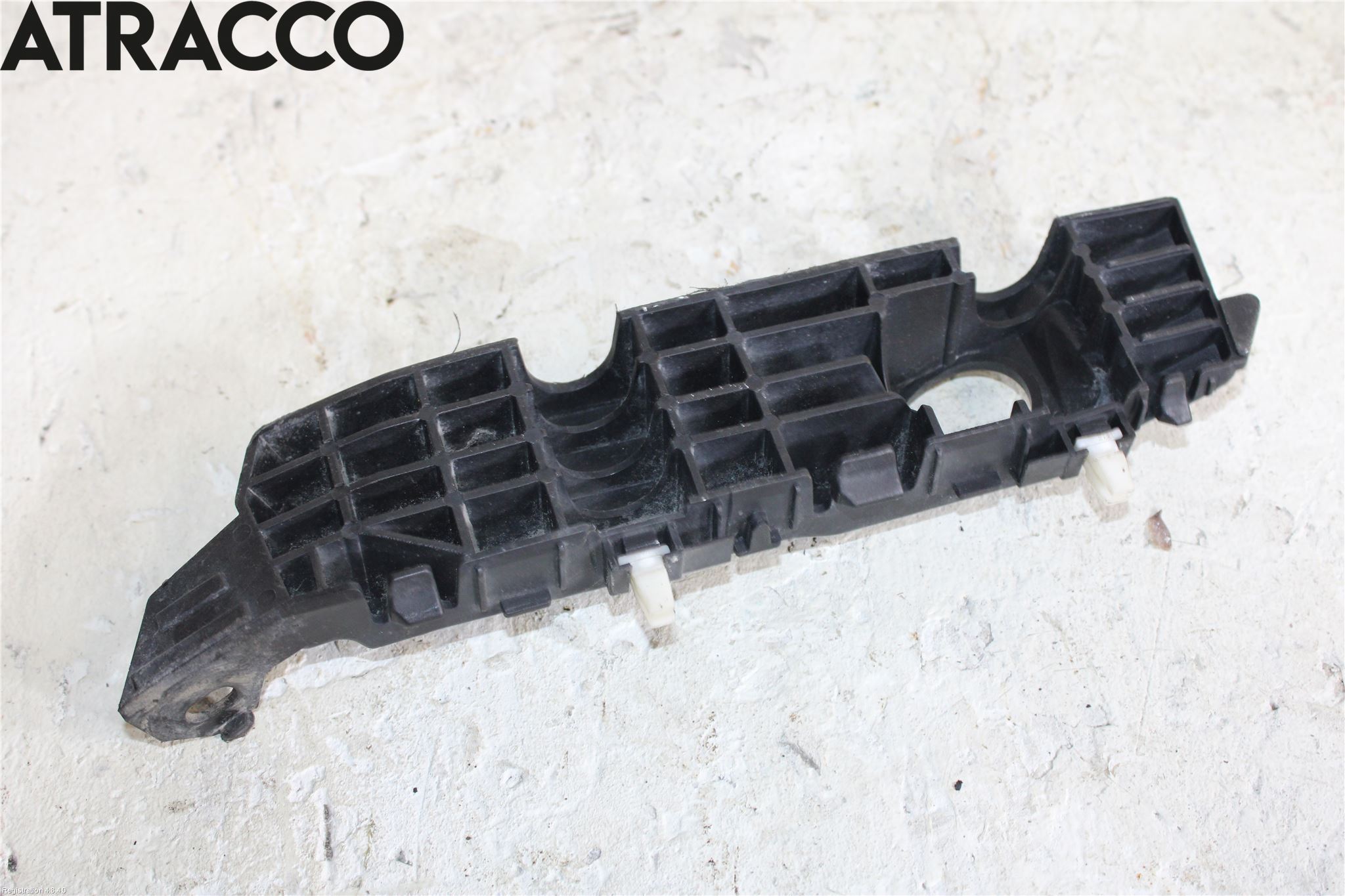 Hyundai i30 PD 17- Støtfangerfeste Foran Venstre