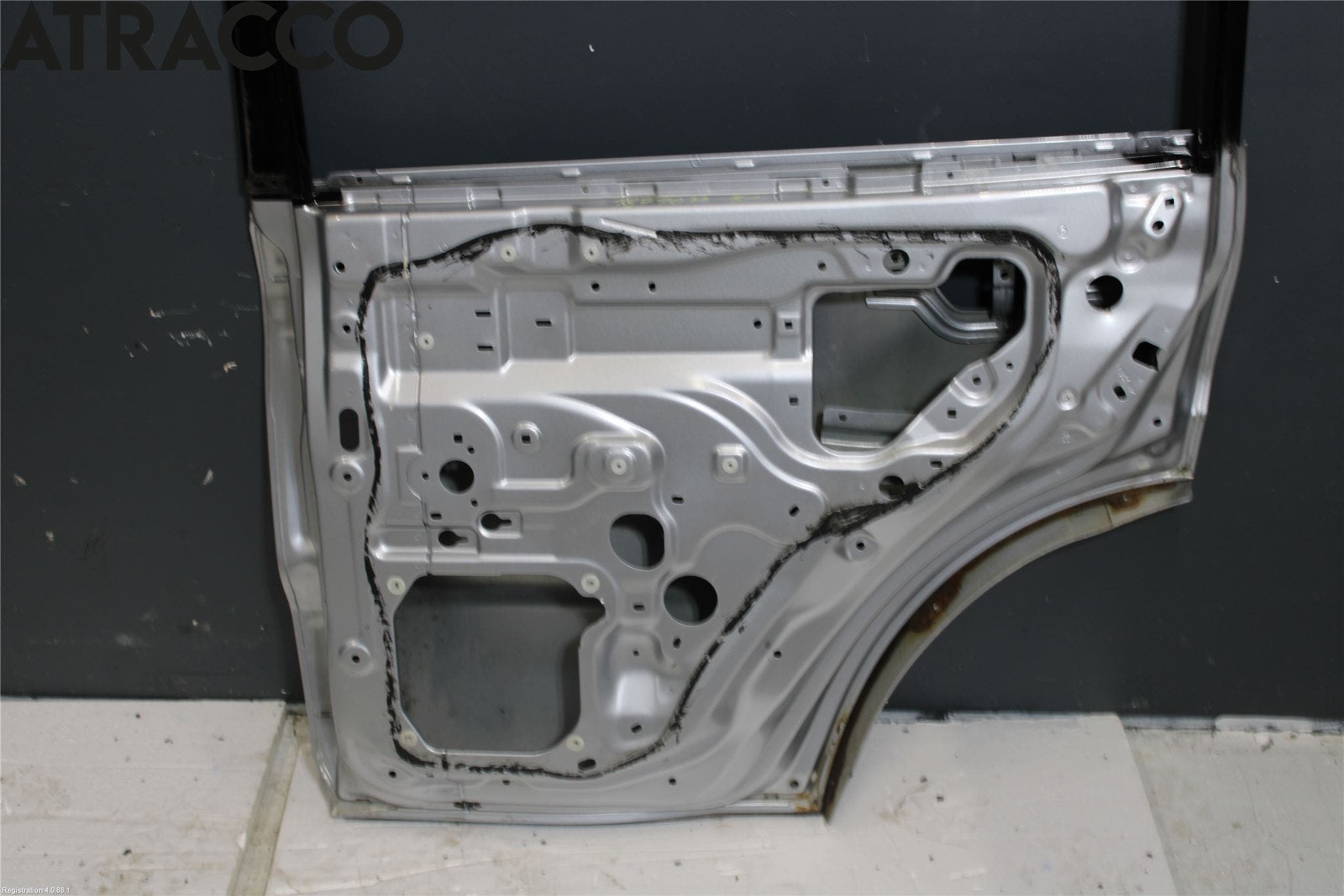 Mitsubishi PAJERO 06-15 Dør 4D Bak Høyre