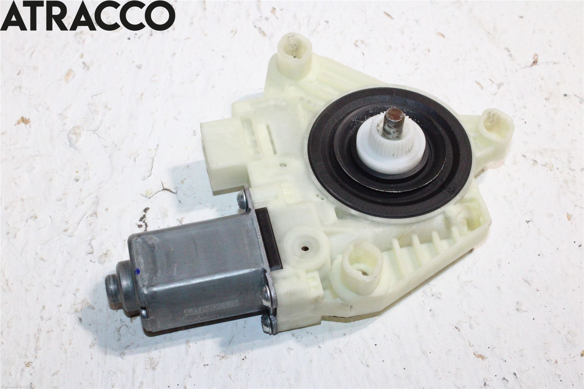 Mercedes-Benz MB C-KLASS (W205) 14-21 Vindusheismotor