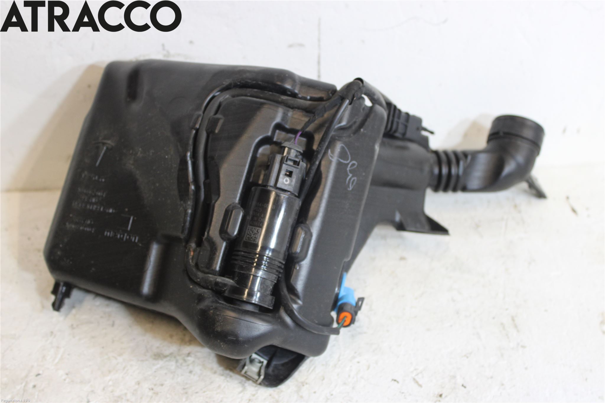 Tesla MODEL 3 17- Spylerbeholder Frontrute