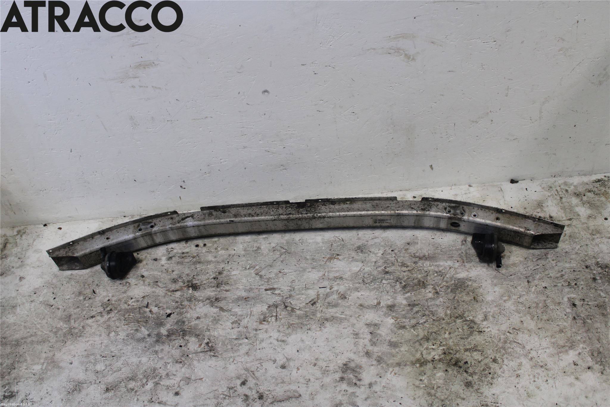 BMW 5 F10/F11/F18 09-17 Støtfanger Foran Bjelke