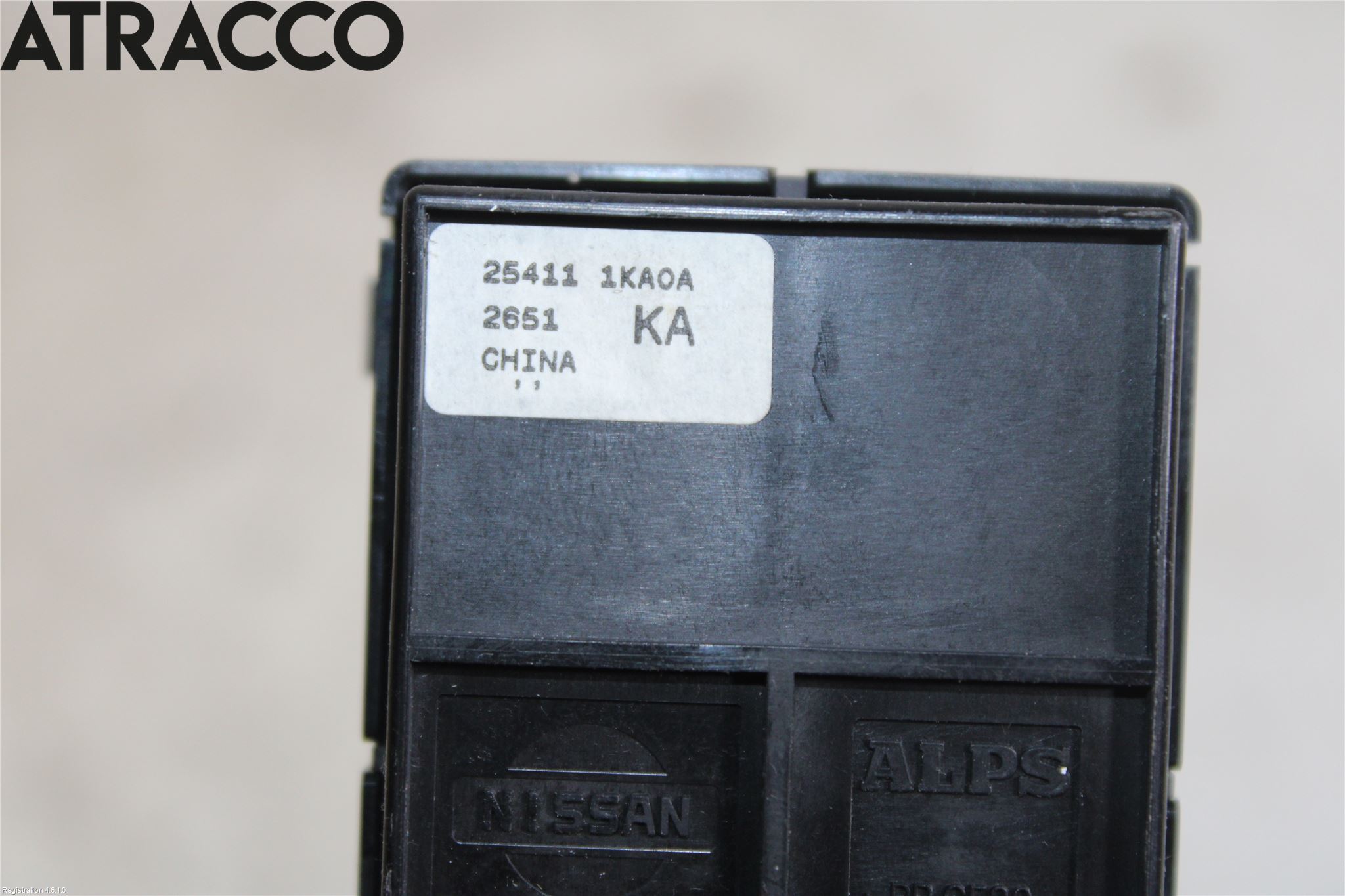 Nissan LEAF 11-17 Bryter Vindusheis