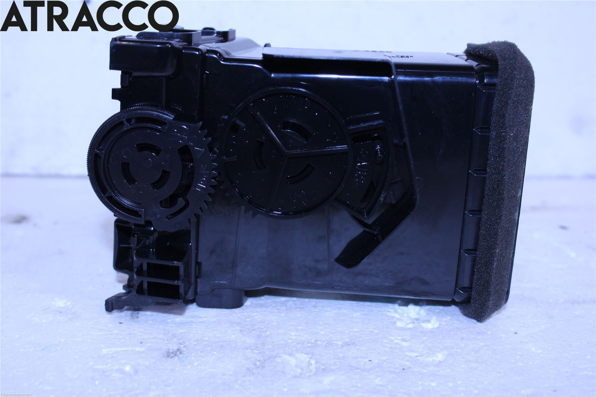 Nissan LEAF 11-17 Dashbord Kanal - Dyse