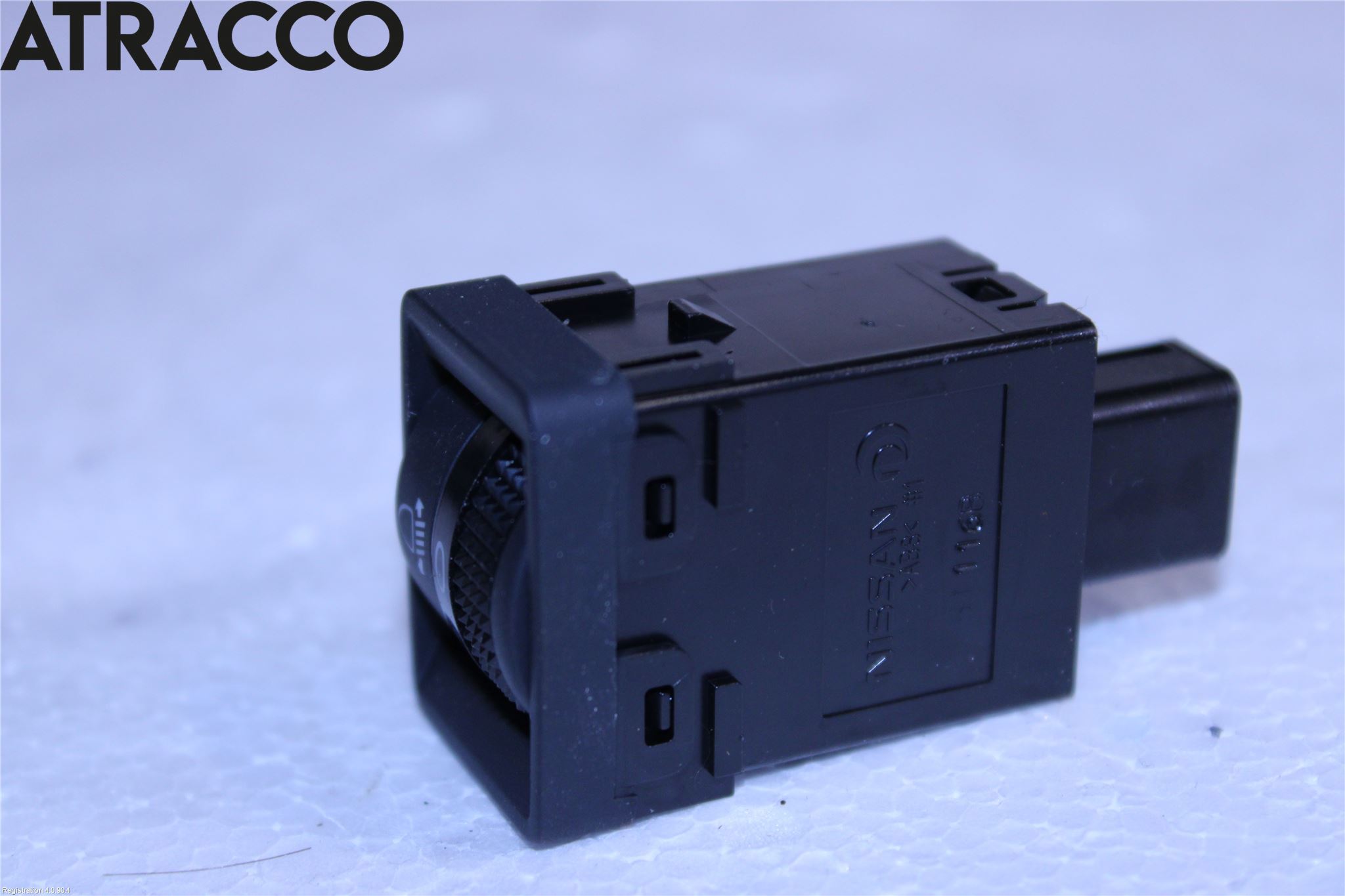 Nissan LEAF 11-17 Frontlykt Lysspredderreg