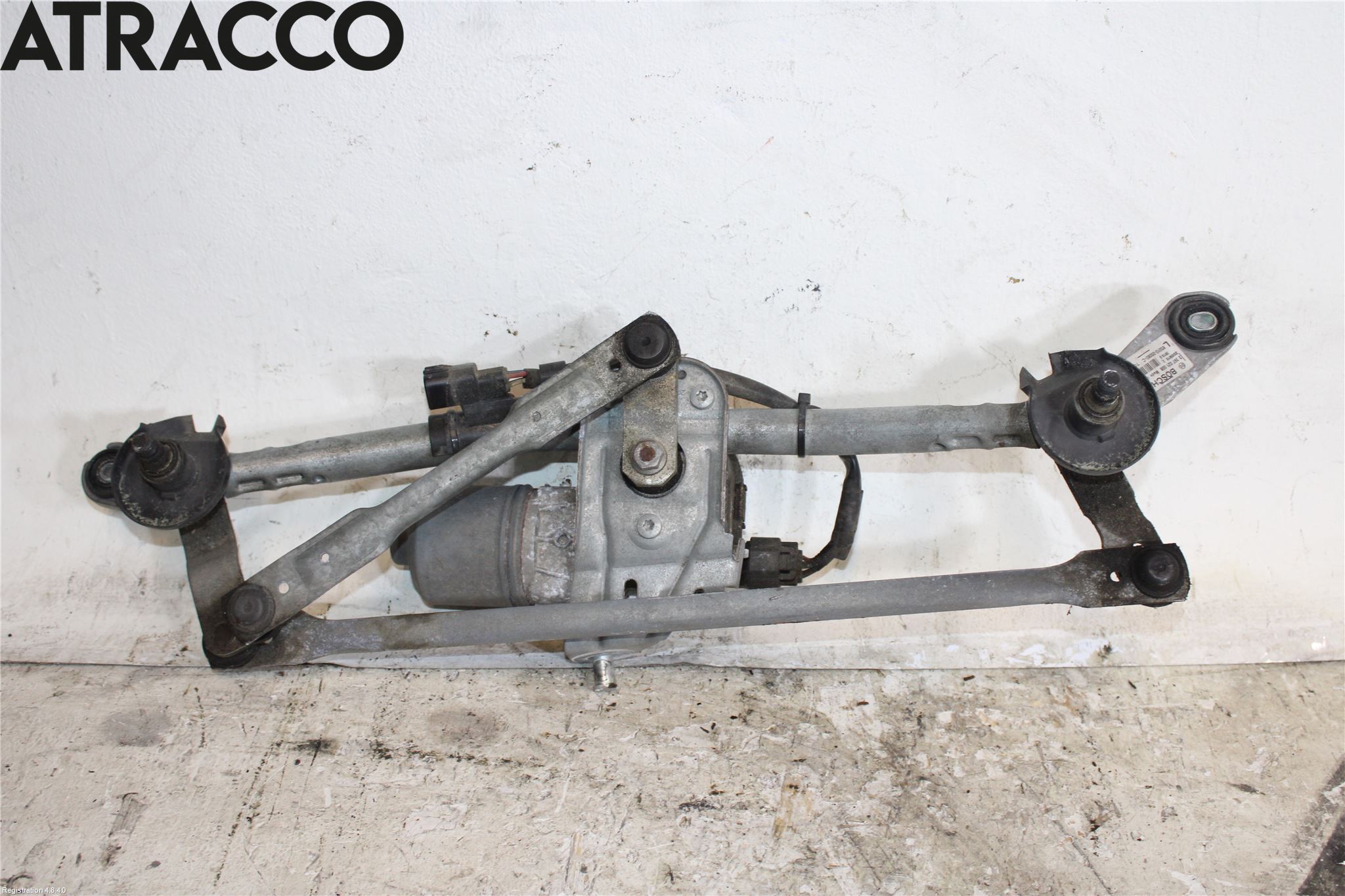 Toyota AVENSIS 09-15 Viskermotor Frontrute