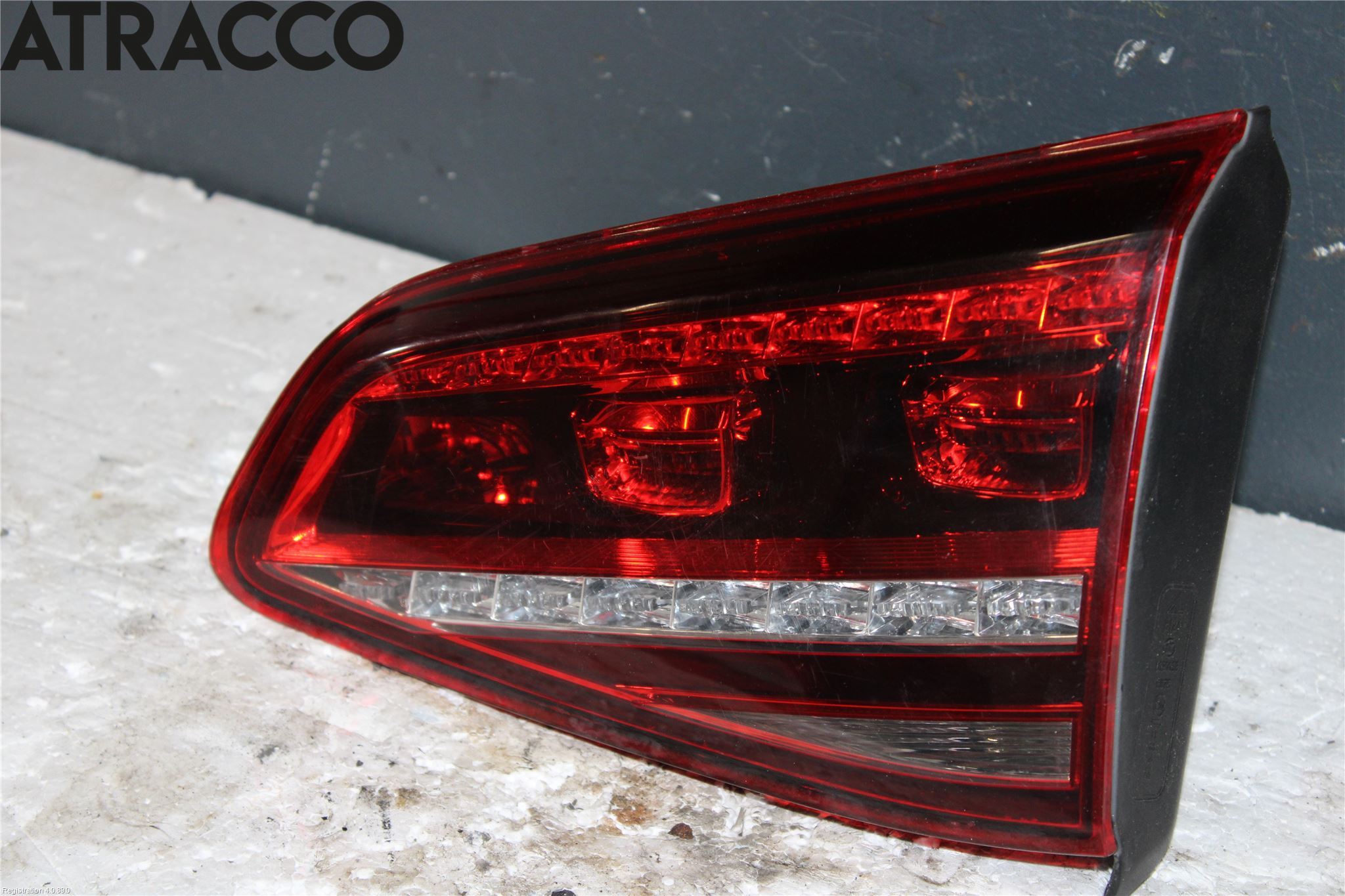 Volkswagen VW GOLF / E-GOLF VII 13-20 Baklykt Høyre  På Luke(Indre)