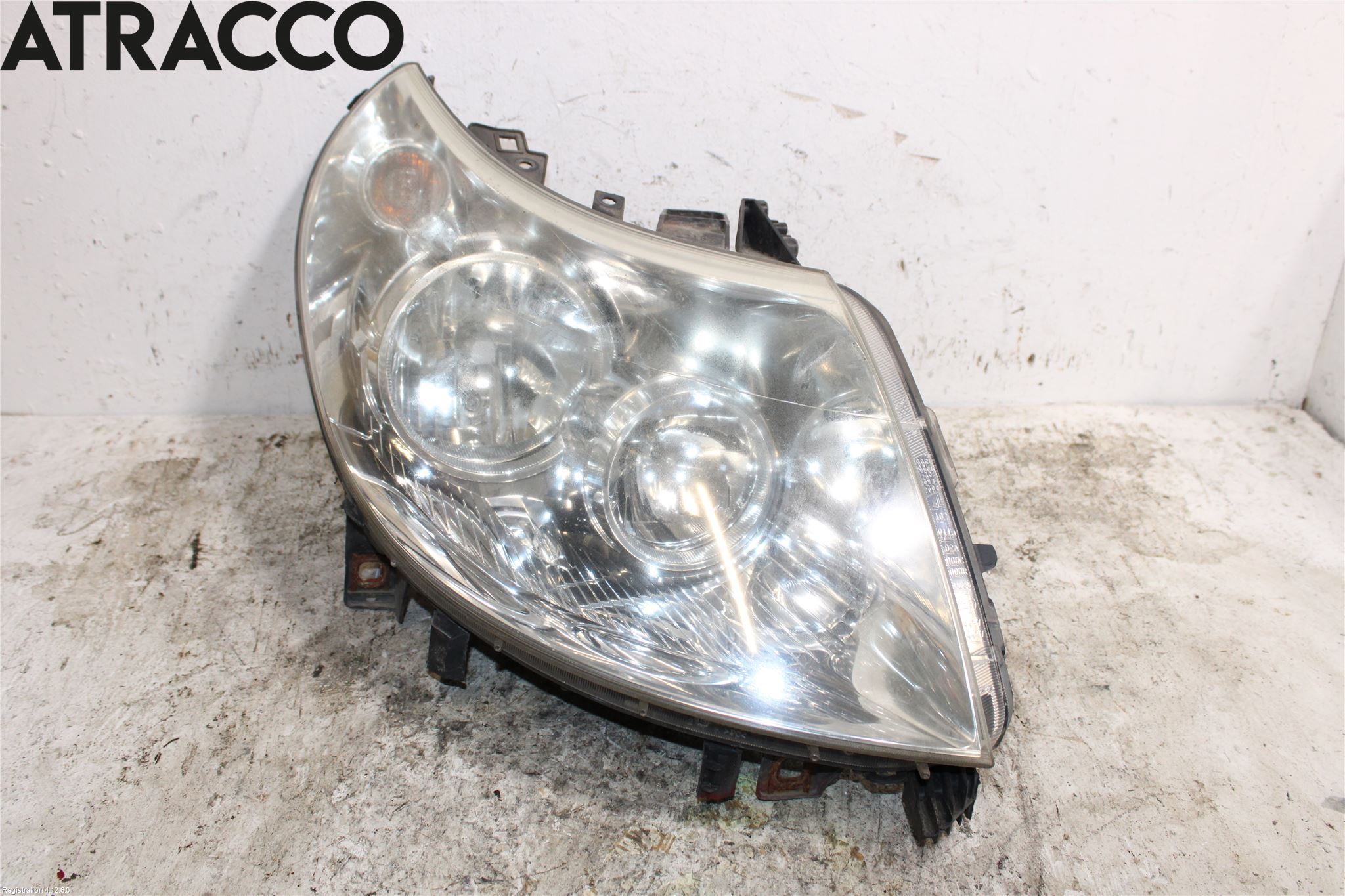 Citroen C5 08-17 Frontlykt Høyre