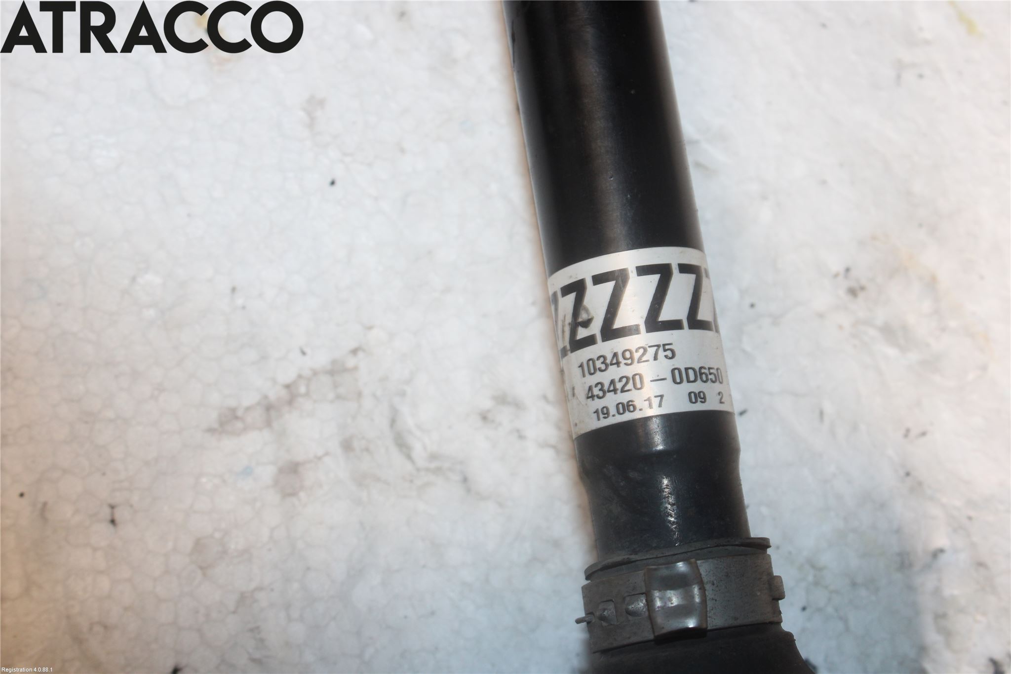 Toyota YARIS XP130 15-20 Drivaksel Foran Kompl Venstre