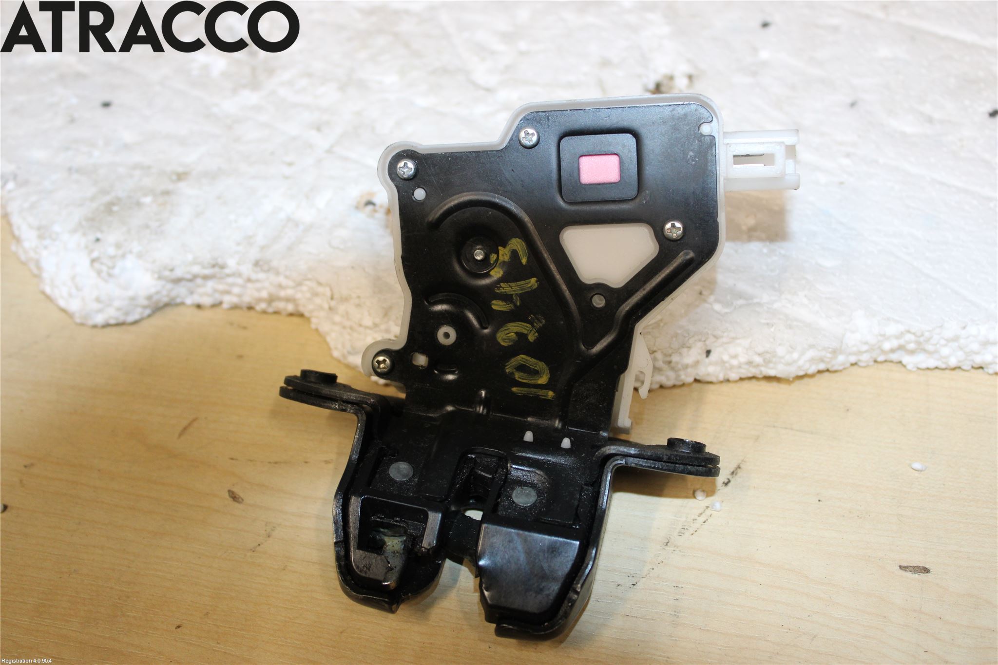 Nissan QASHQAI 14-17 Bakluke-Lokk Låsekasse