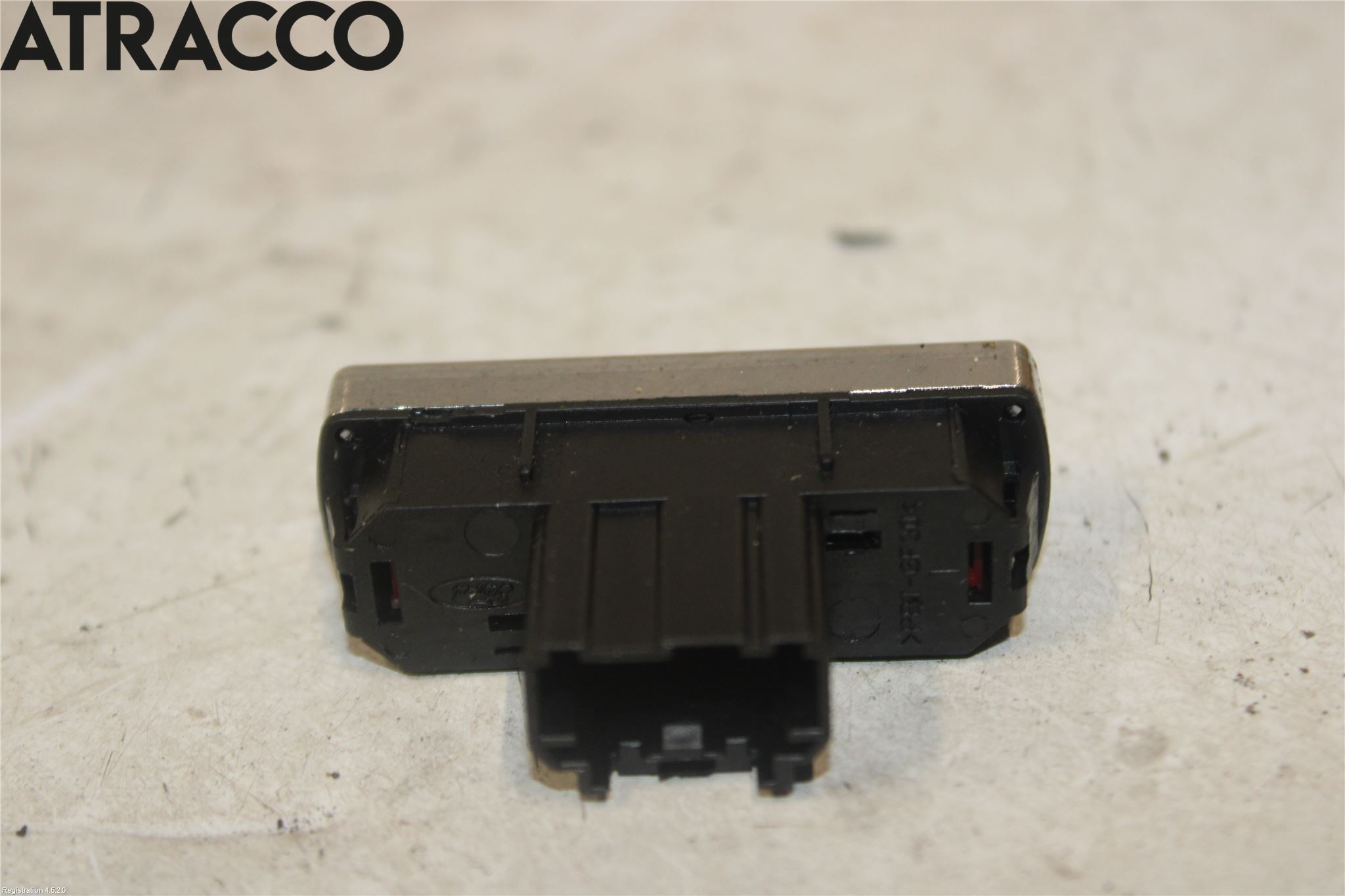 Ford S-MAX 06-15 Bryter Varsel (Nødblink)