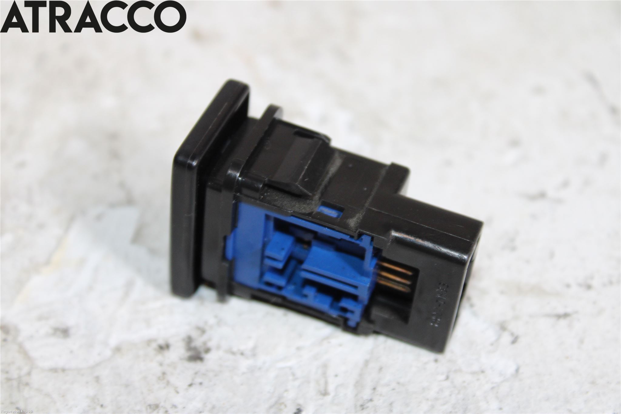 Toyota HILUX 16- Strömställare Parkeringshjälp