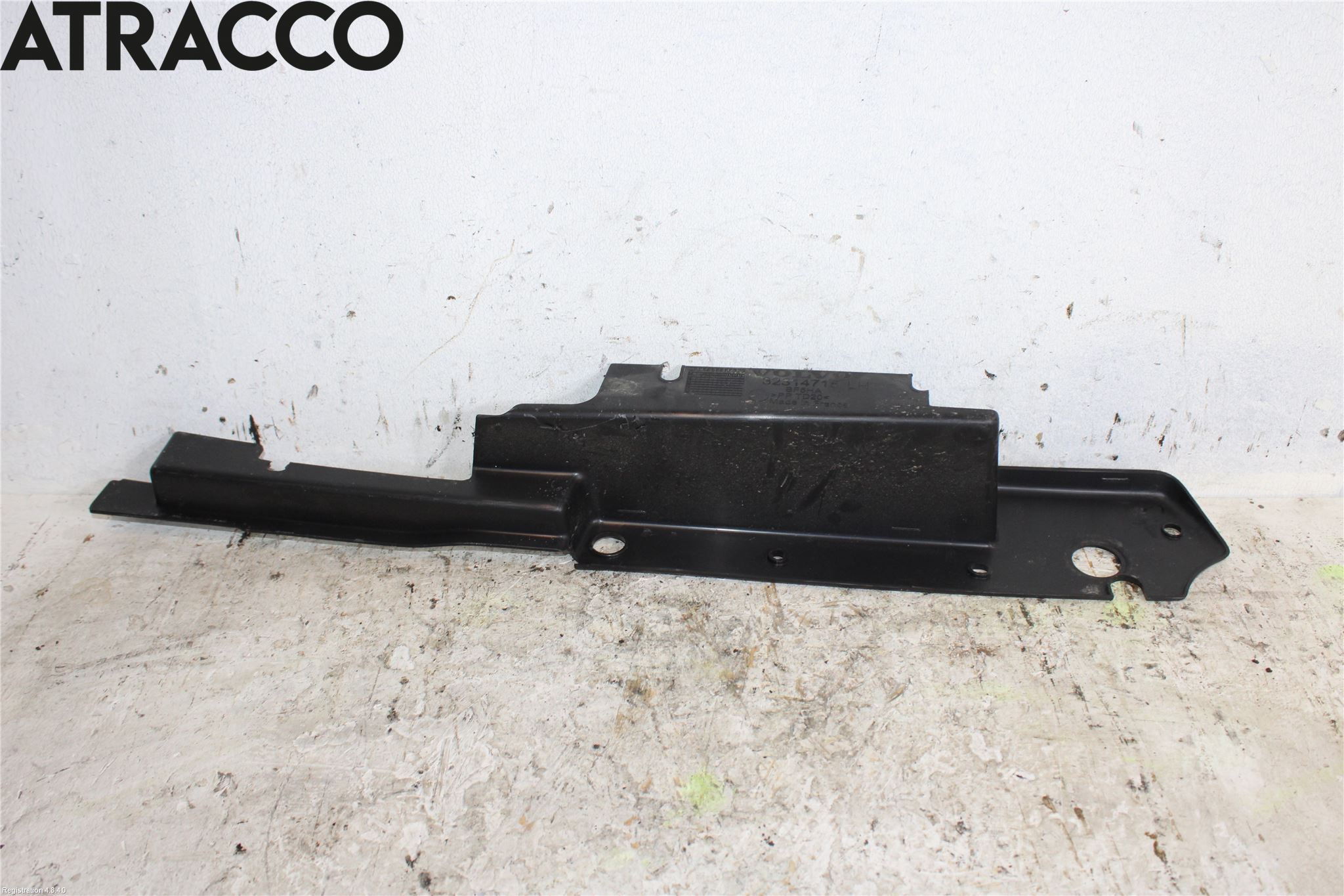 Volvo XC40/RECHARGE 18- Front Øvrig