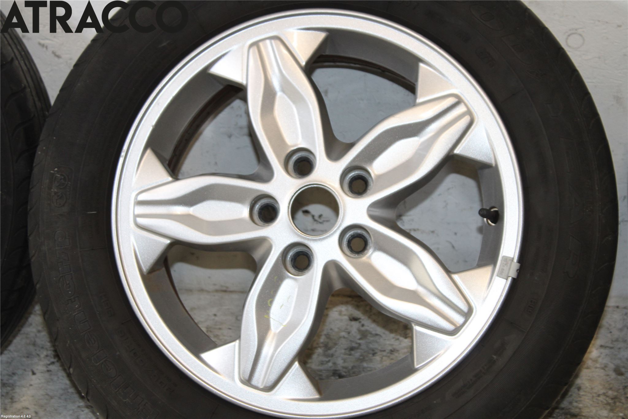 Volkswagen VW TOURAN 03-10 Dekk Sommer På Alu Felg 4Stk