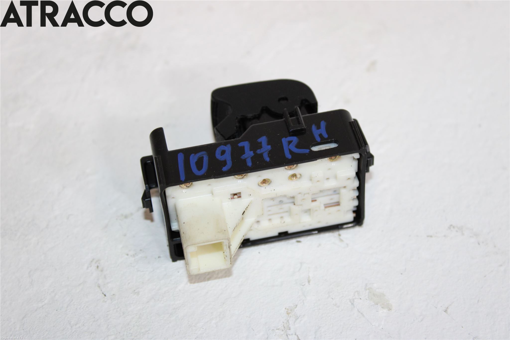 Toyota AURIS 13-19 Bryter Vindusheis