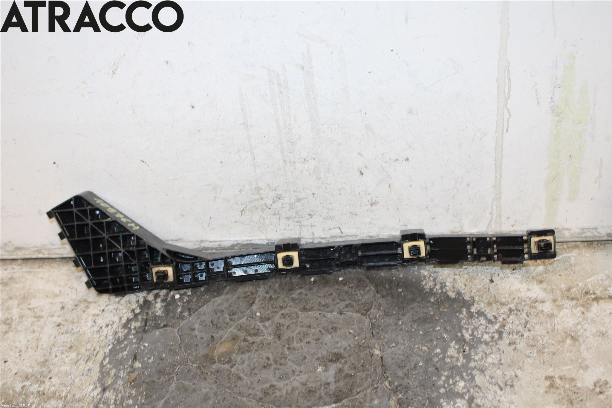 Honda CR-V 19-22 Støtfangerfeste Bak Høyre