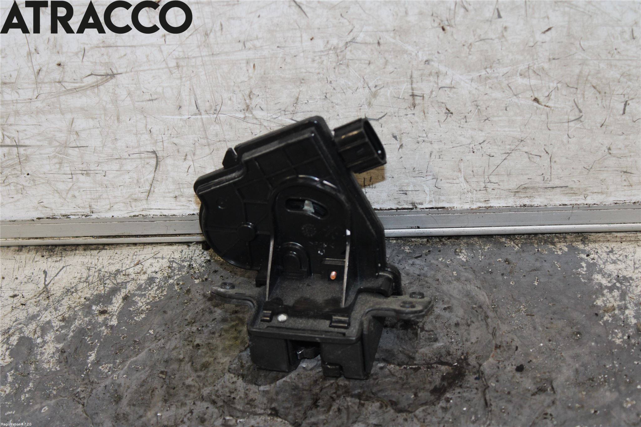 Toyota URBAN CRUISER Bakluke-Lokk Låsekasse