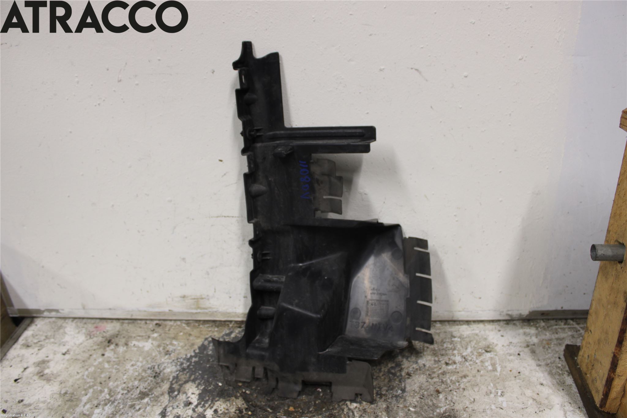 Peugeot 5008 10-16 Luftstyring Front