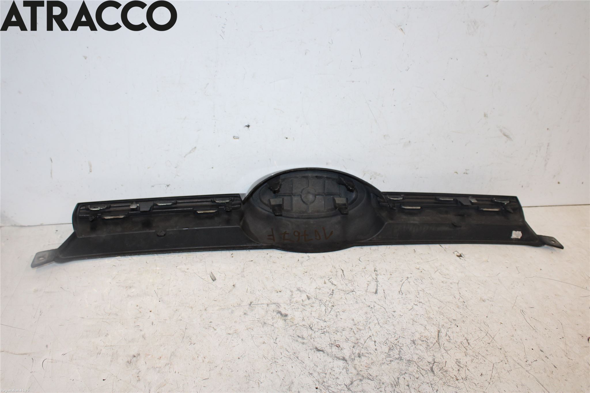 Ford FOCUS 11-14 Grilldel Midt