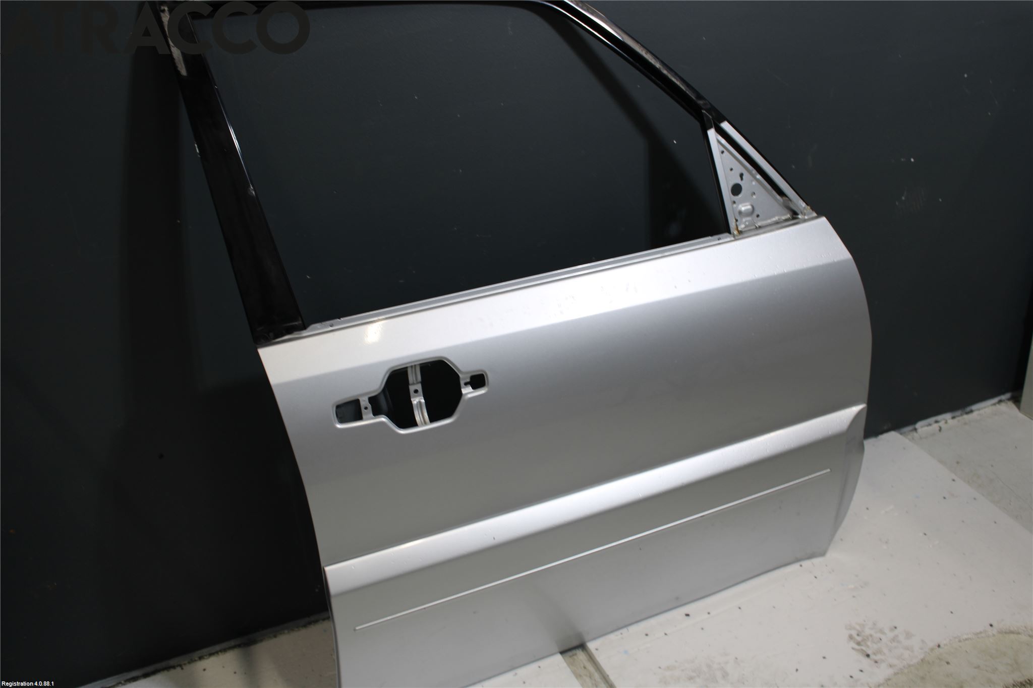 Mitsubishi PAJERO 06-15 Dør 4D Foran Høyre