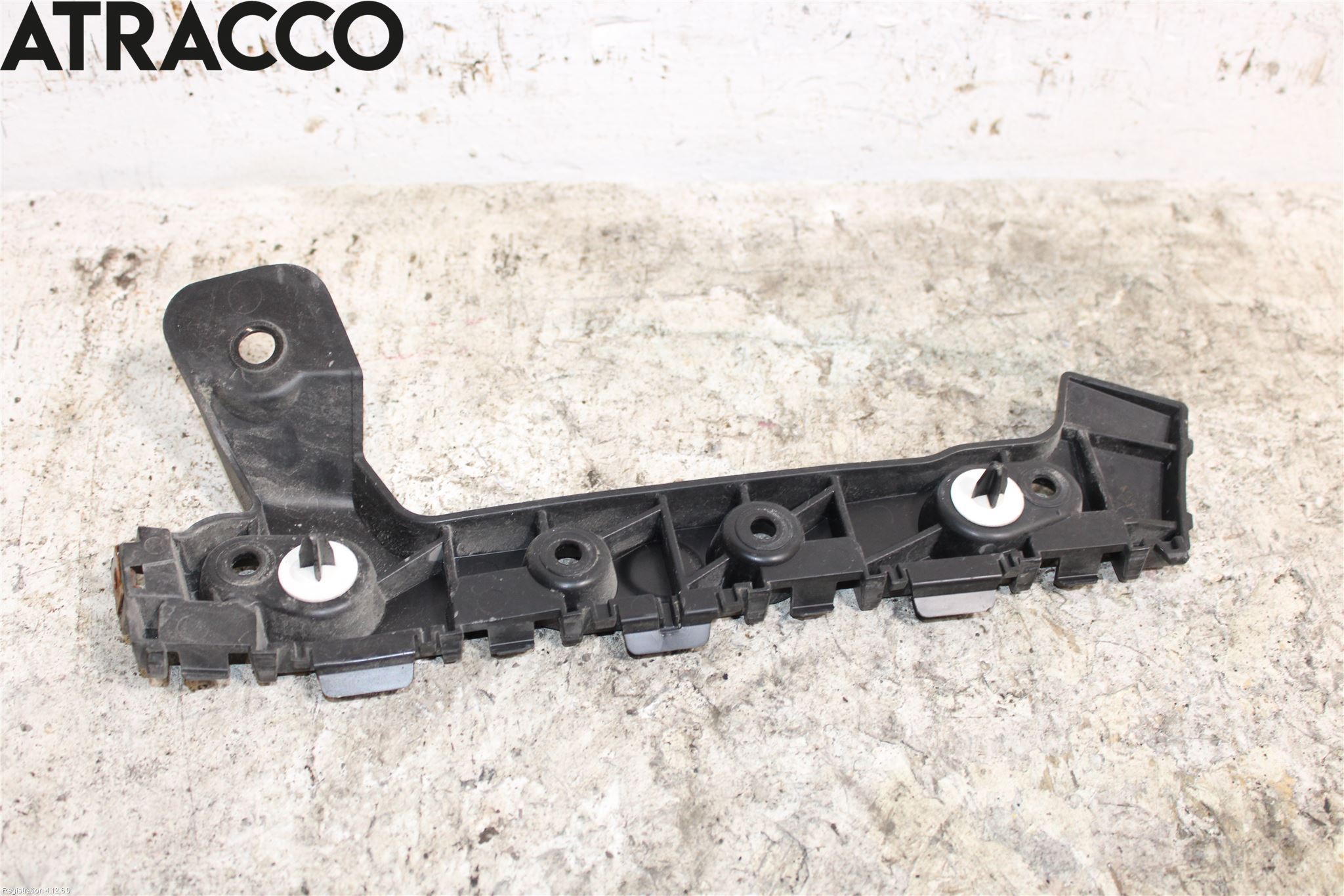 Ford FIESTA (VII) 18-23 Støtfanger Bak Feste