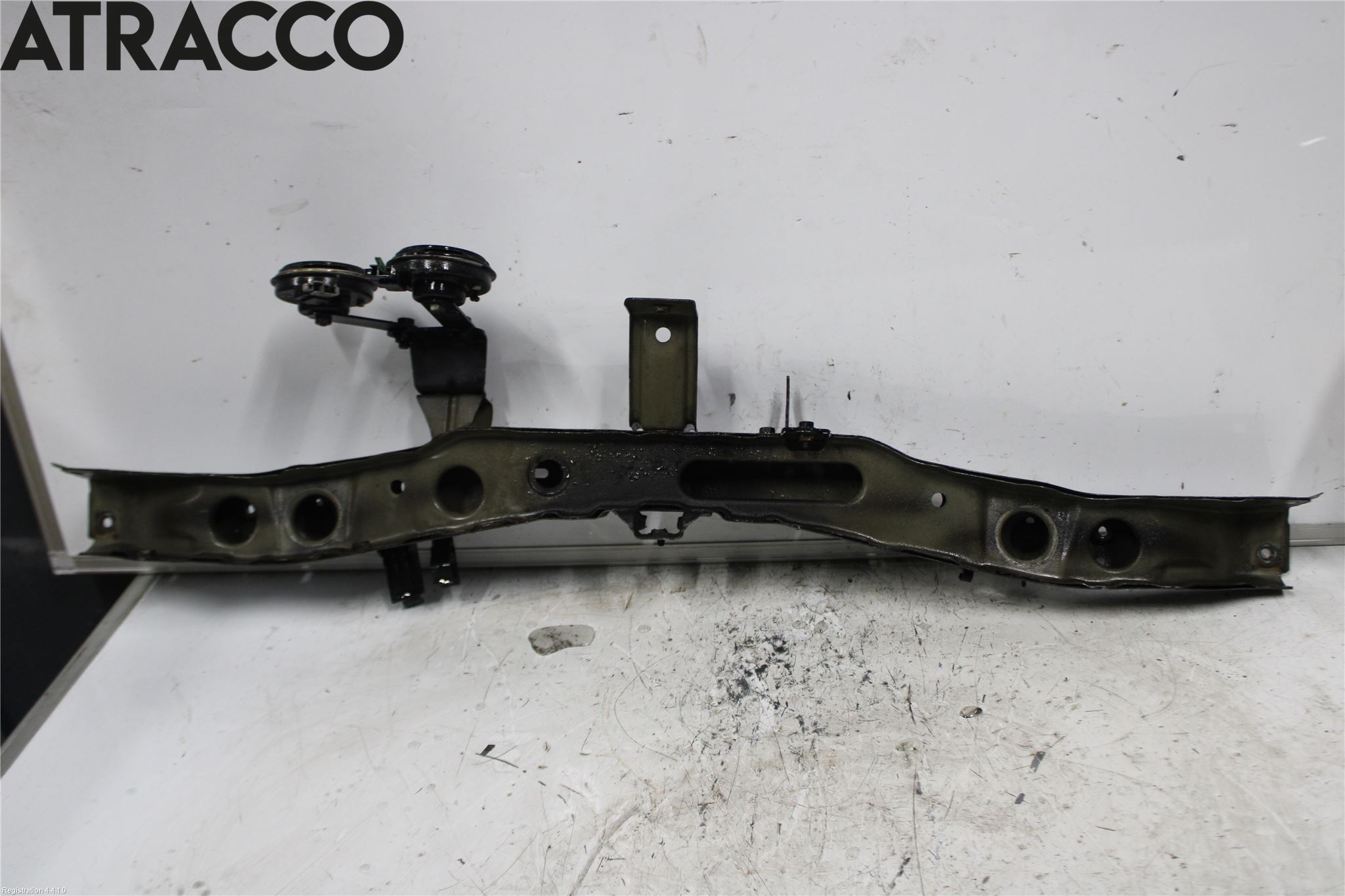 Toyota AVENSIS 09-15 Frontplate Øvre