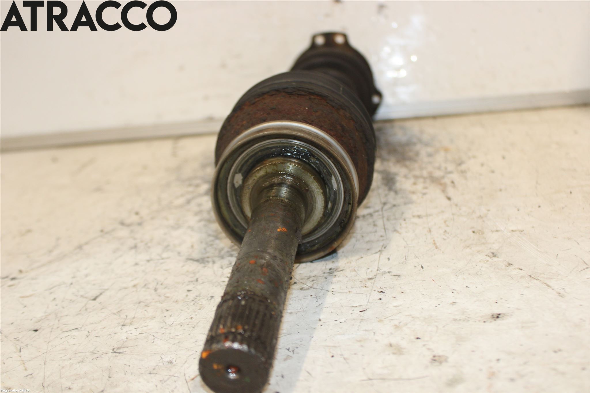 Nissan NAVARA 98-05 Drivaksel Foran Kompl  V = H