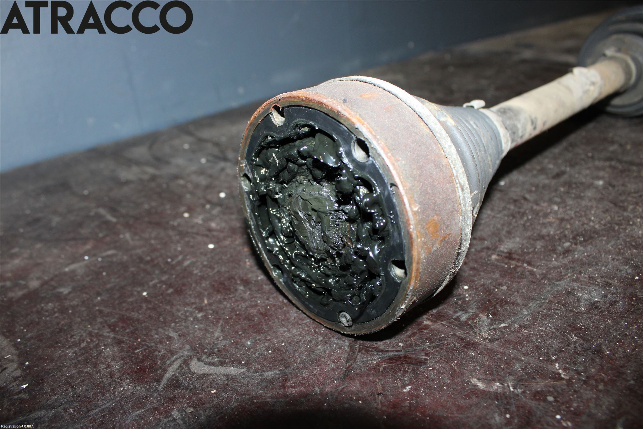 BMW 1 E87/81 5D/3D 03-11 Drivaksel Bak Kompl Venstre