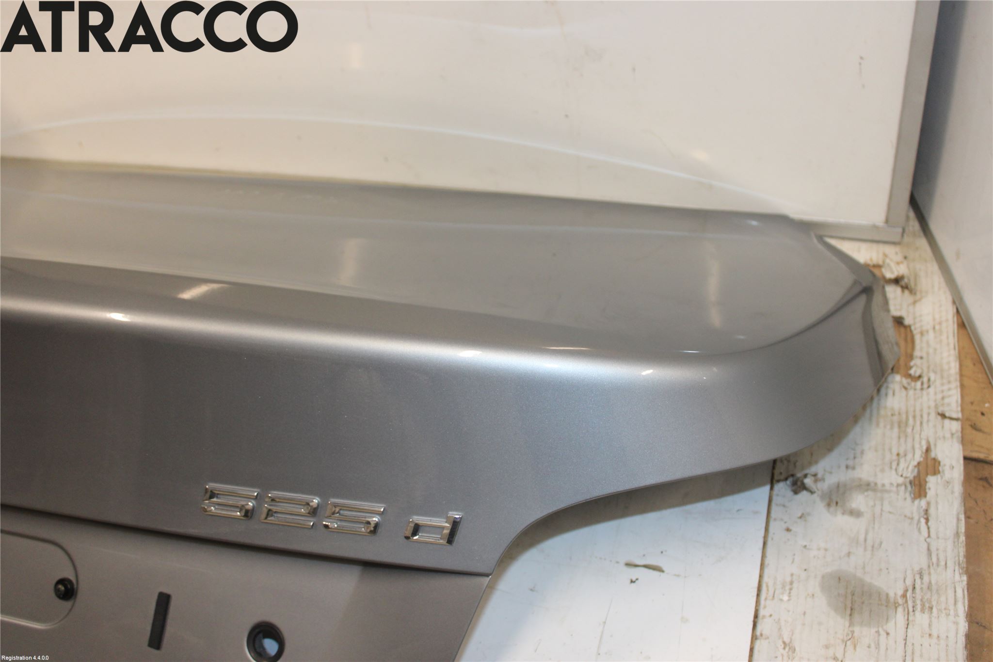 BMW 5 E60/61 Sed/Tou 02-10 Bakluke Koffertlokk