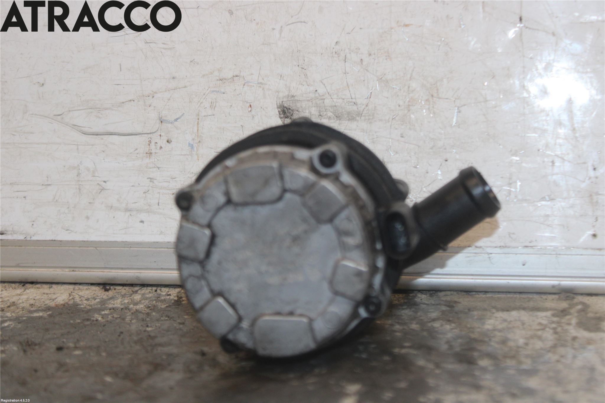 Volkswagen VW PASSAT 15-19 Vannpumpe