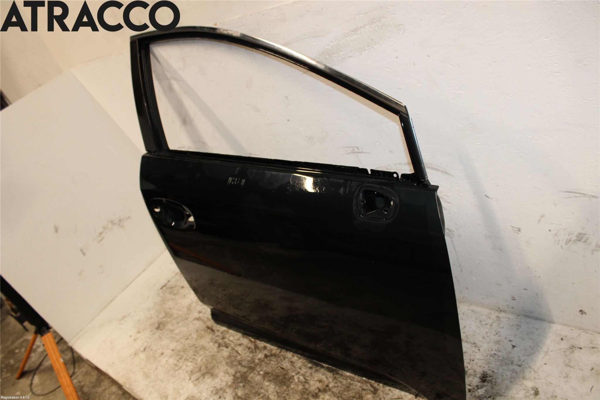 Toyota AVENSIS 09-15 Dør 4D Foran Høyre