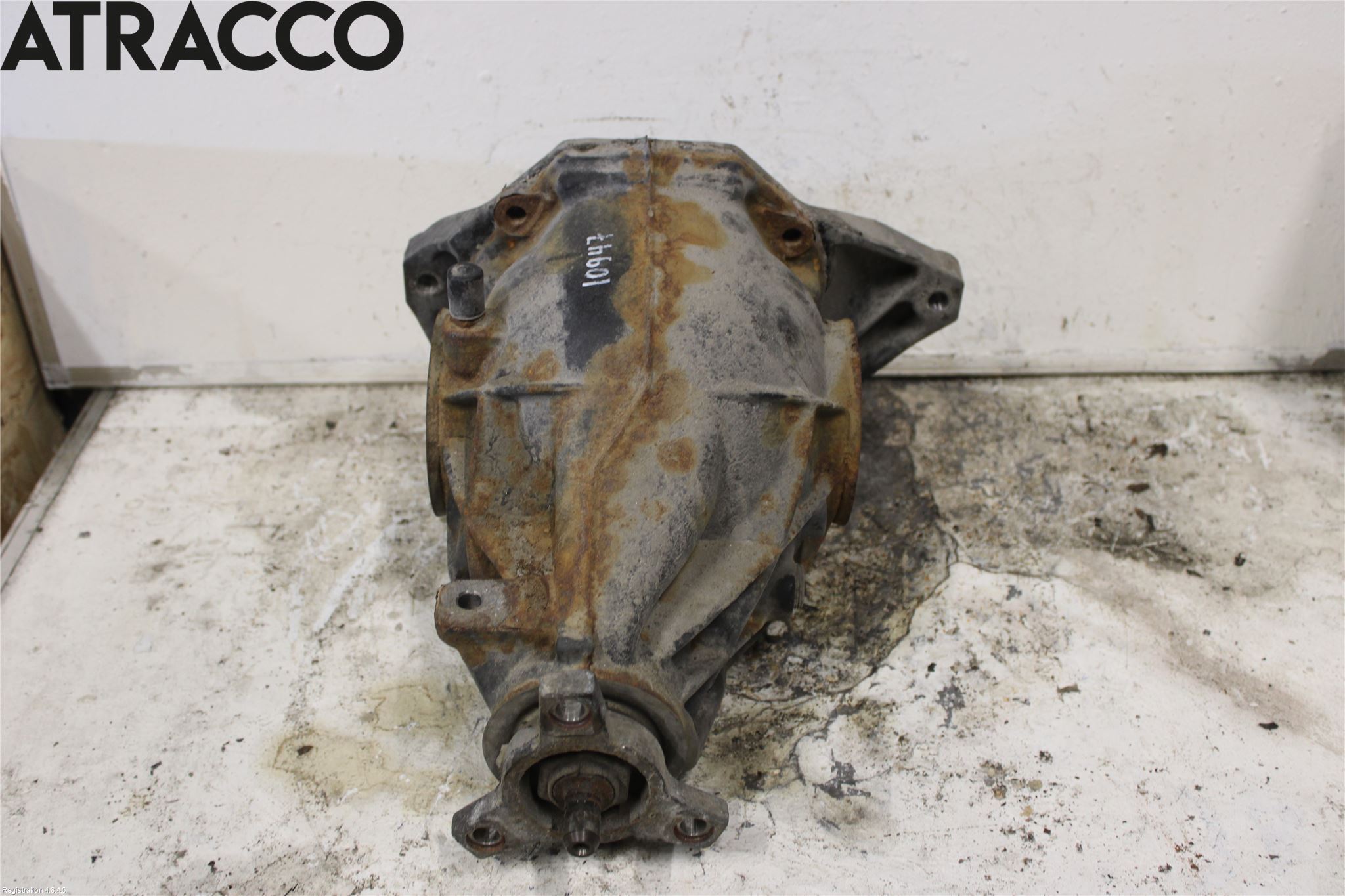 Mercedes-Benz MB E-KLASS (W212) 09-16 Bakaksel Kardang Bak -Diff