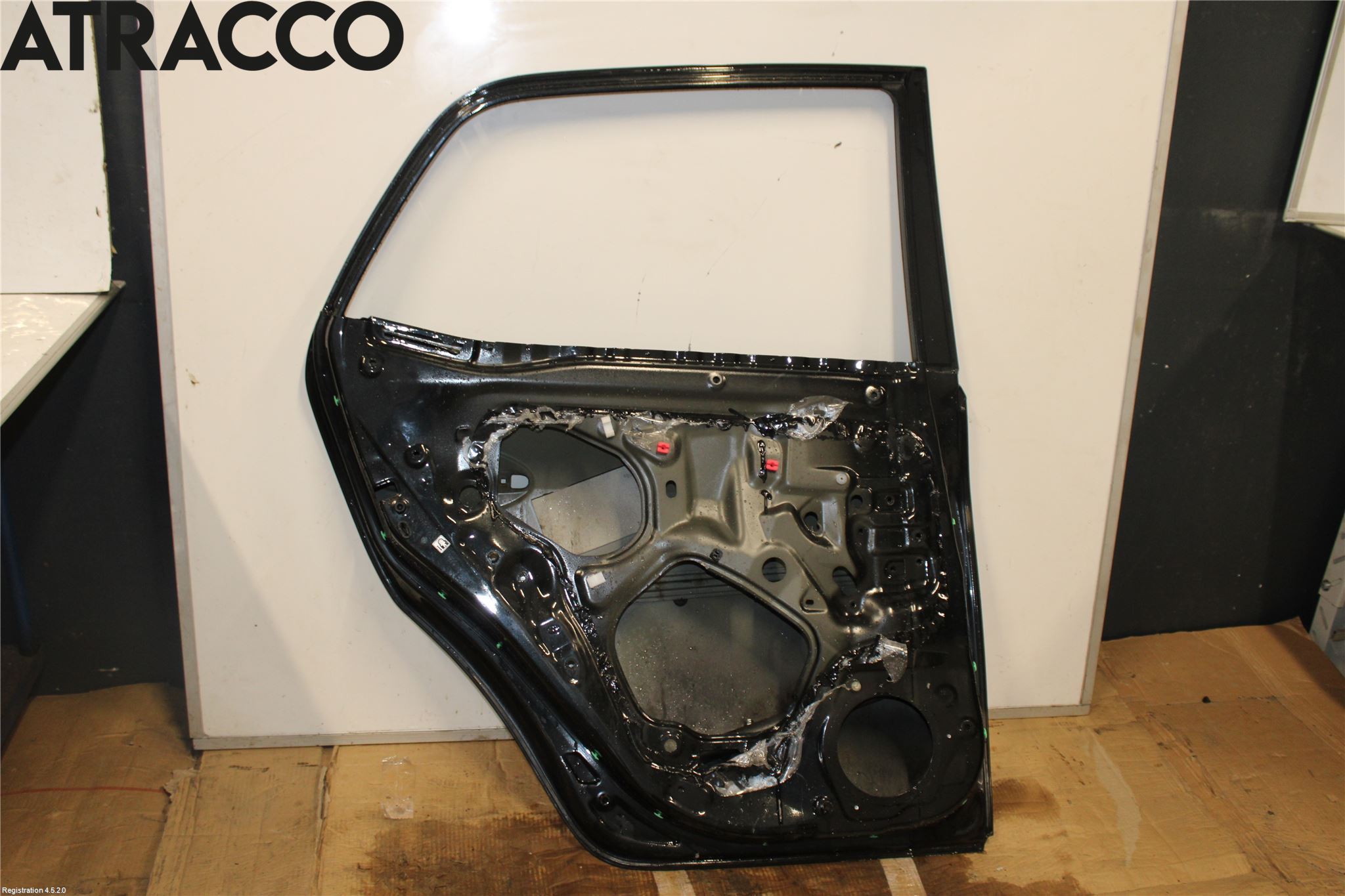 Toyota AURIS 10-12 Dør 4D Bak Venstre